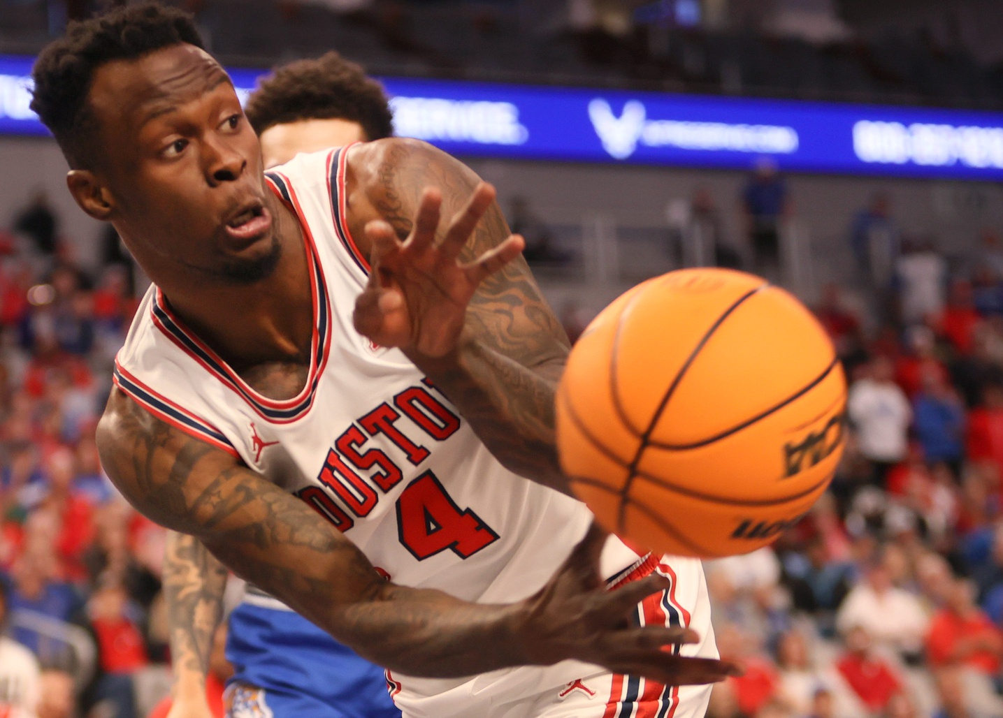 college basketball picks Taze Moore Houston Cougars predictions best bet odds