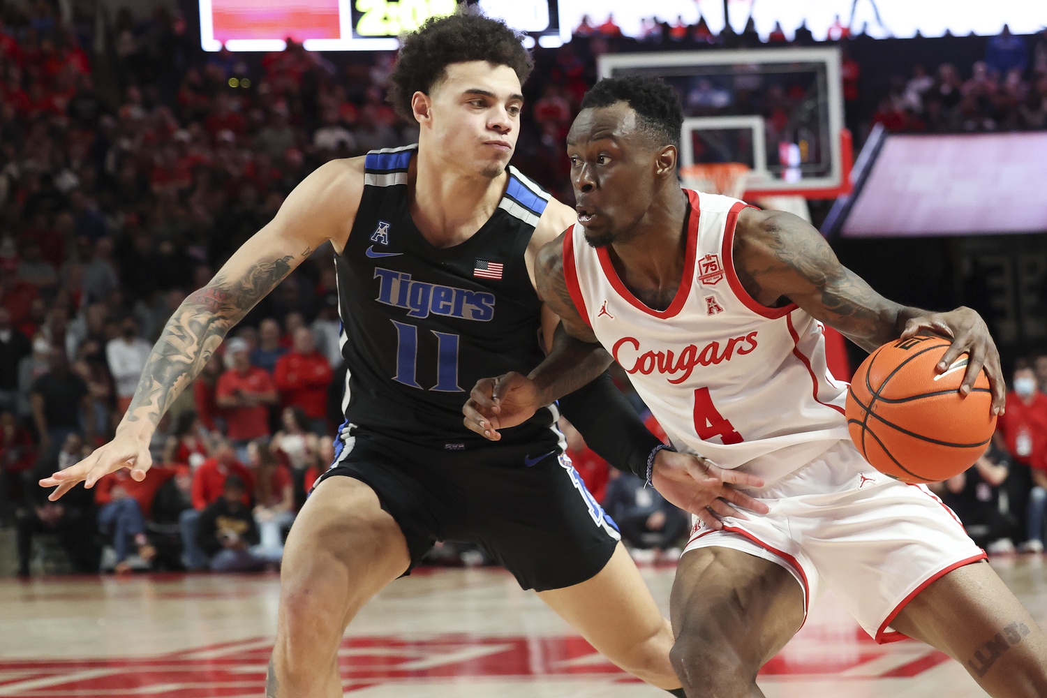 college basketball picks Taze Moore Houston Cougars predictions best bet odds