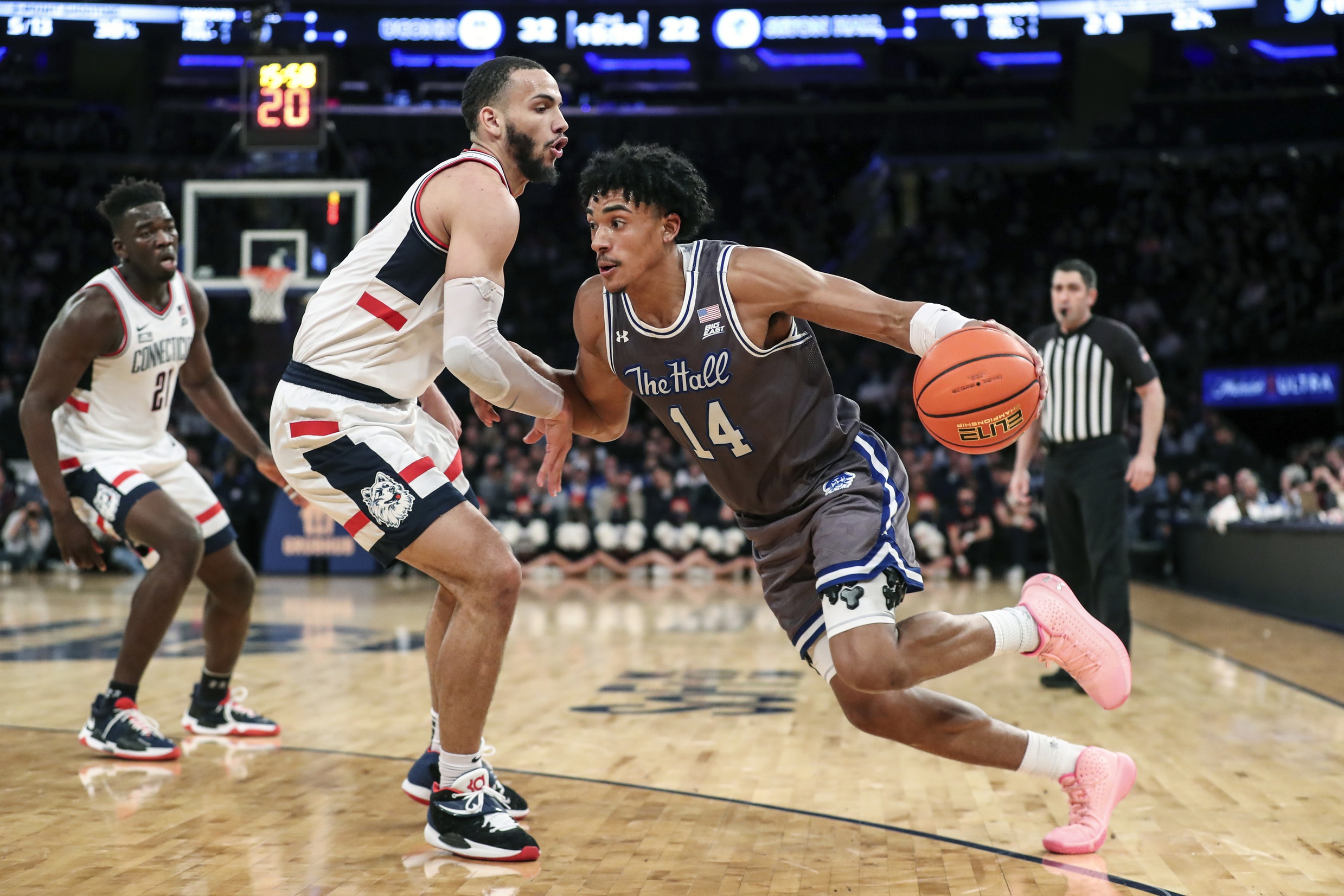 college basketball picks Tyrese Samuel Seton Hall Pirates predictions best bet odds