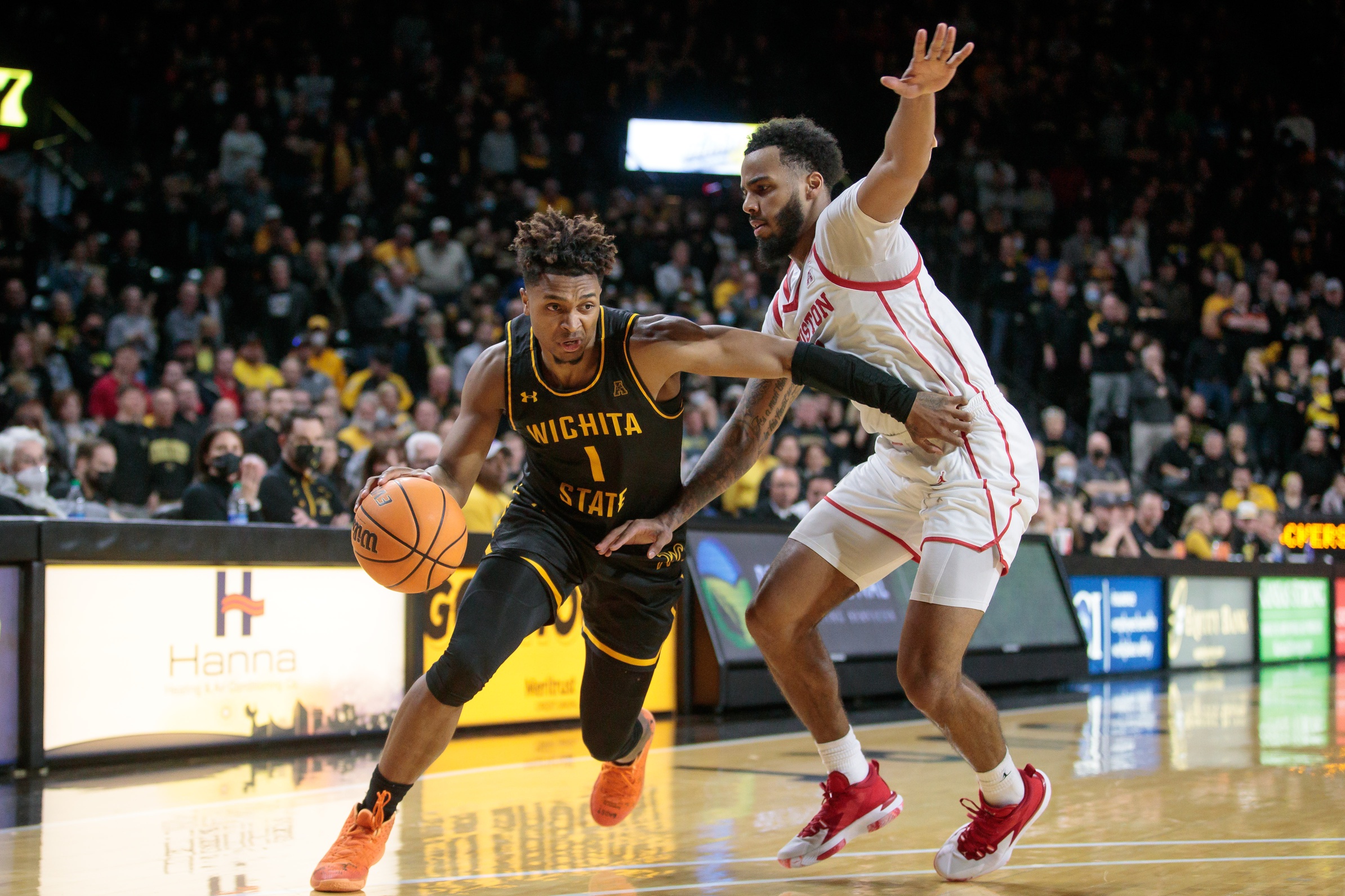 college basketball picks Tyson Etienne Wichita State Shockers predictions best bet odds