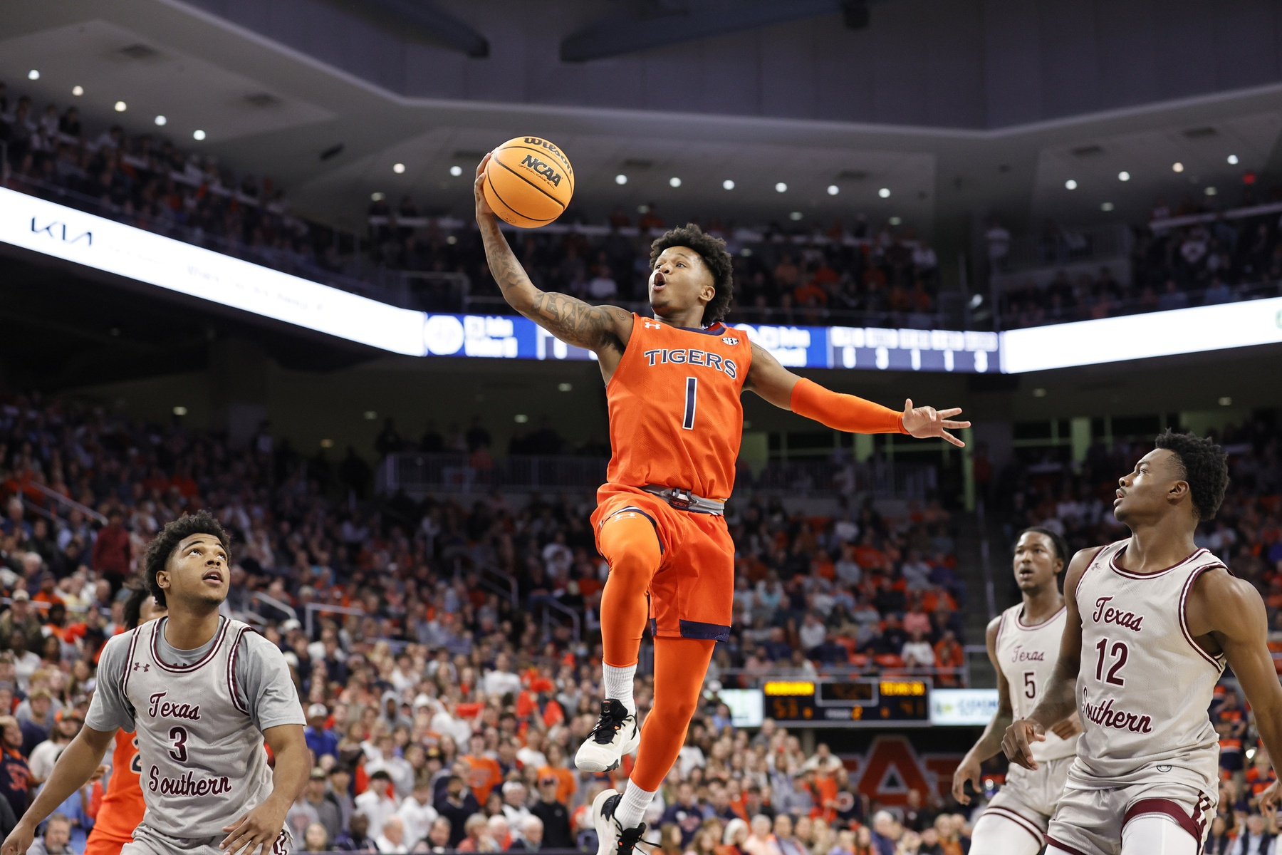 college basketball picks Wendell Green Auburn Tigers predictions best bet odds