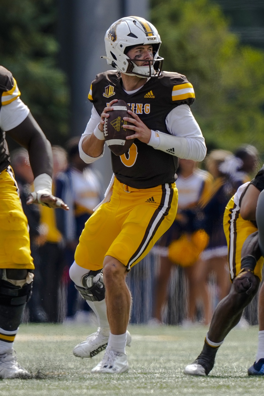 college football picks Andrew Peasley wyoming cowboys predictions best bet odds