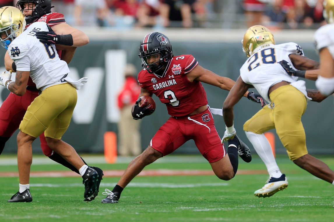 college football picks Antwane Wells South Carolina Gamecocks predictions best bet odds