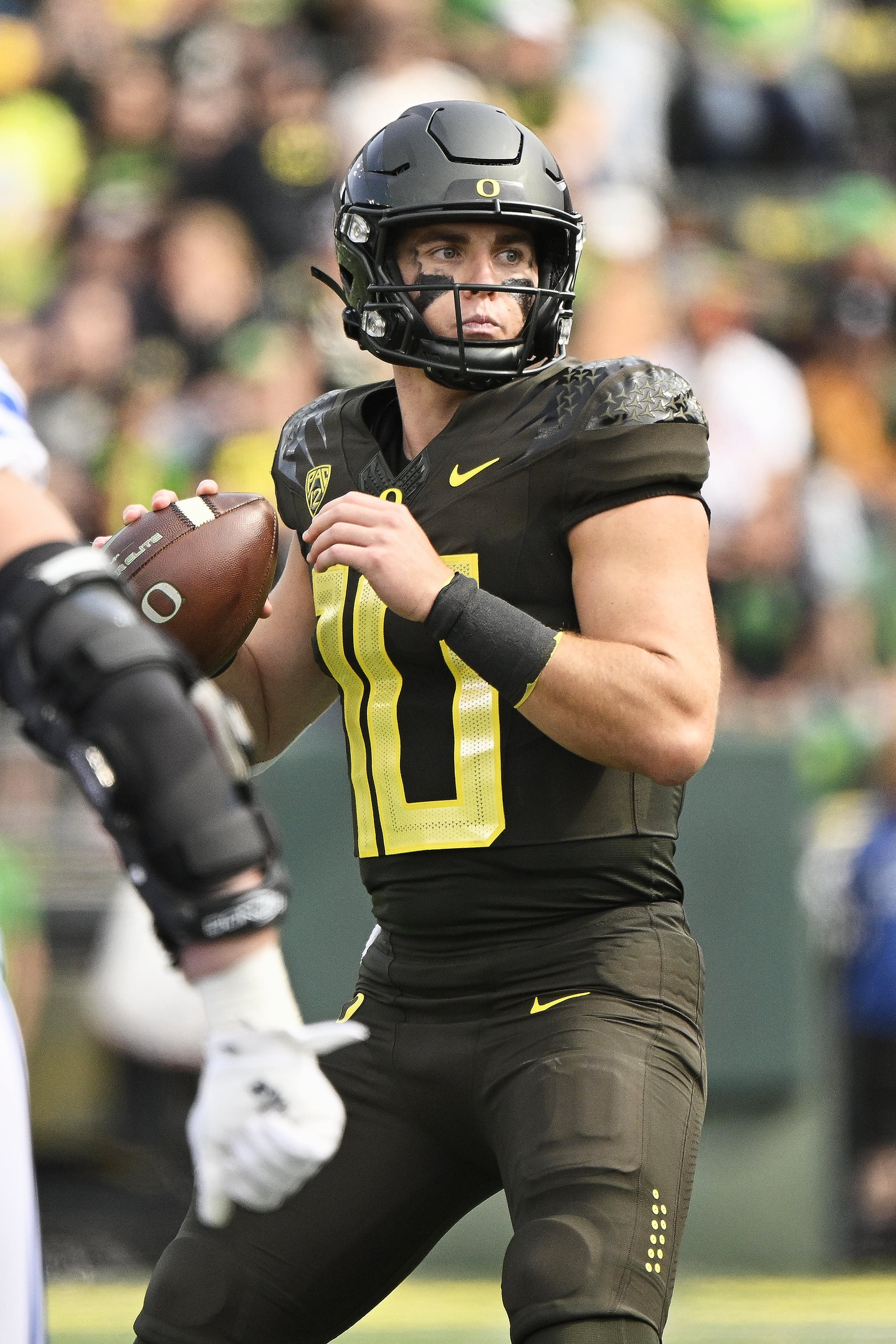 college football picks Bo Nix oregon ducks predictions best bet odds