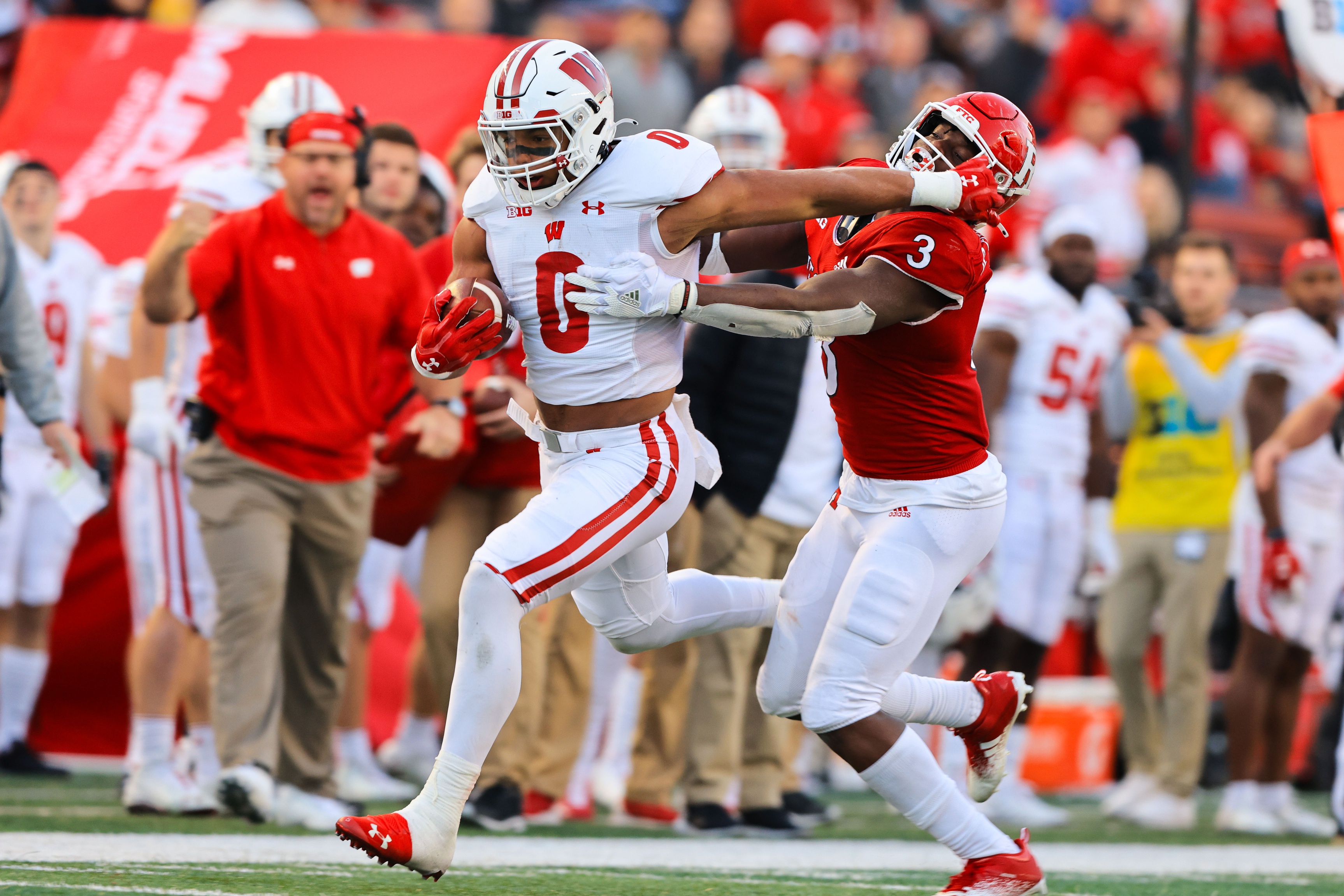 college football picks Braelon Allen Wisconsin Badgers predictions best bet odds