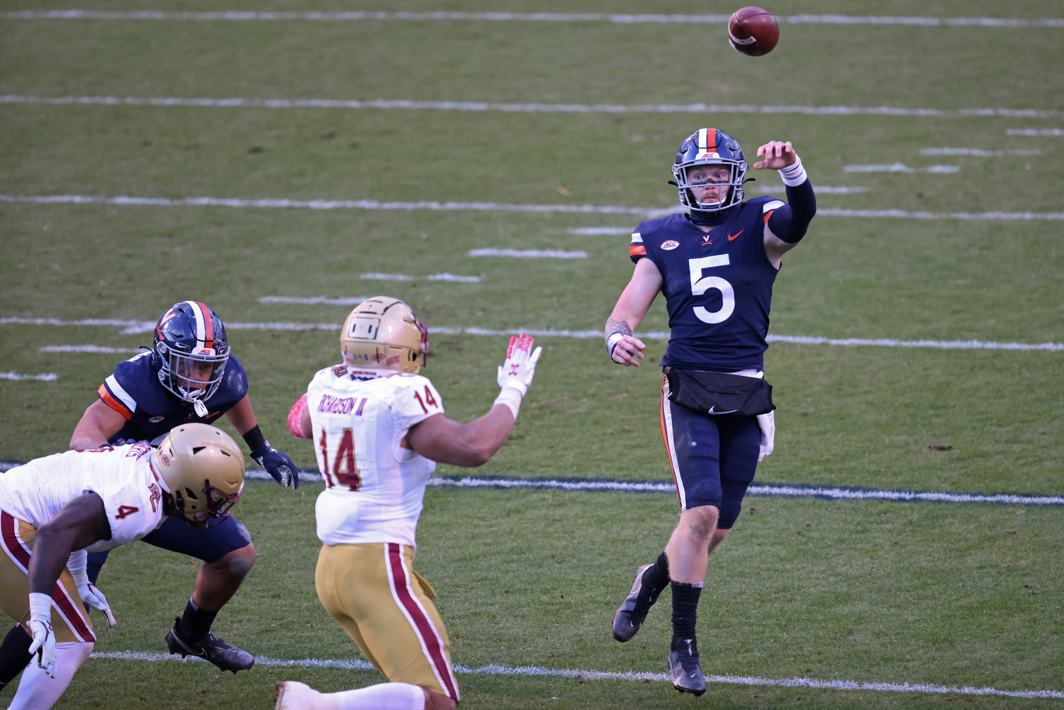 college football picks Brennan Armstrong virginia cavaliers predictions best bet odds