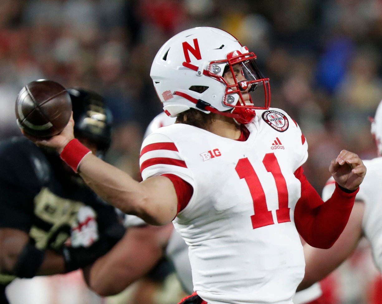 college football picks Casey Thompson nebraska cornhuskers predictions best bet odds