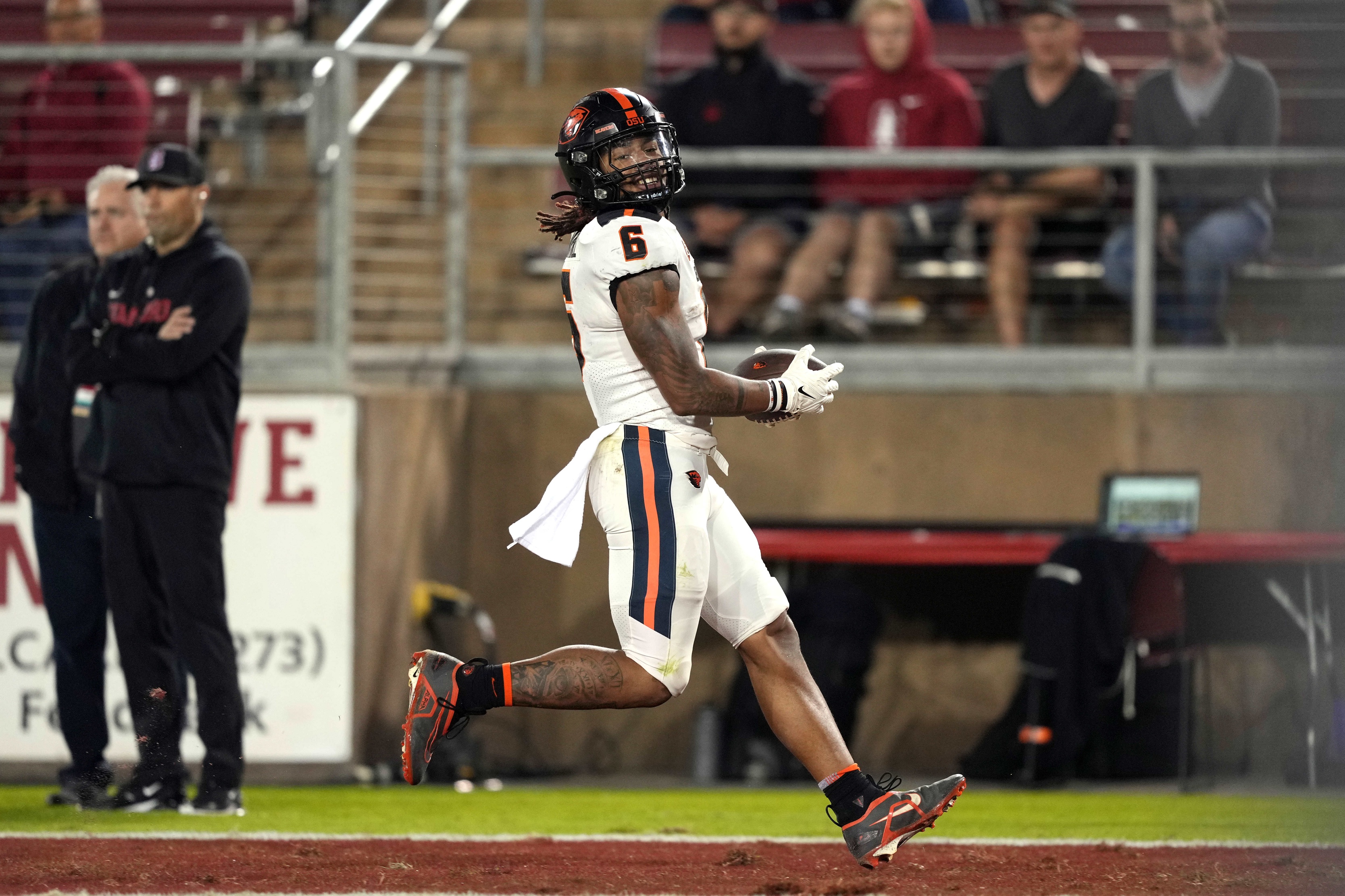 college football picks Damien Martinez oregon state beavers predictions best bet odds