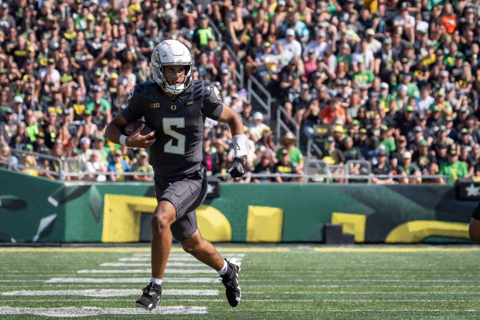 college football picks Dante Moore Oregon Ducks predictions best bet odds