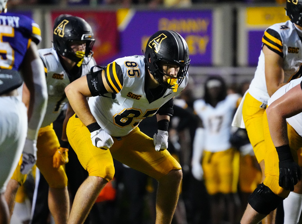college football picks David Larkins Appalachian State Mountaineers predictions best bet odds