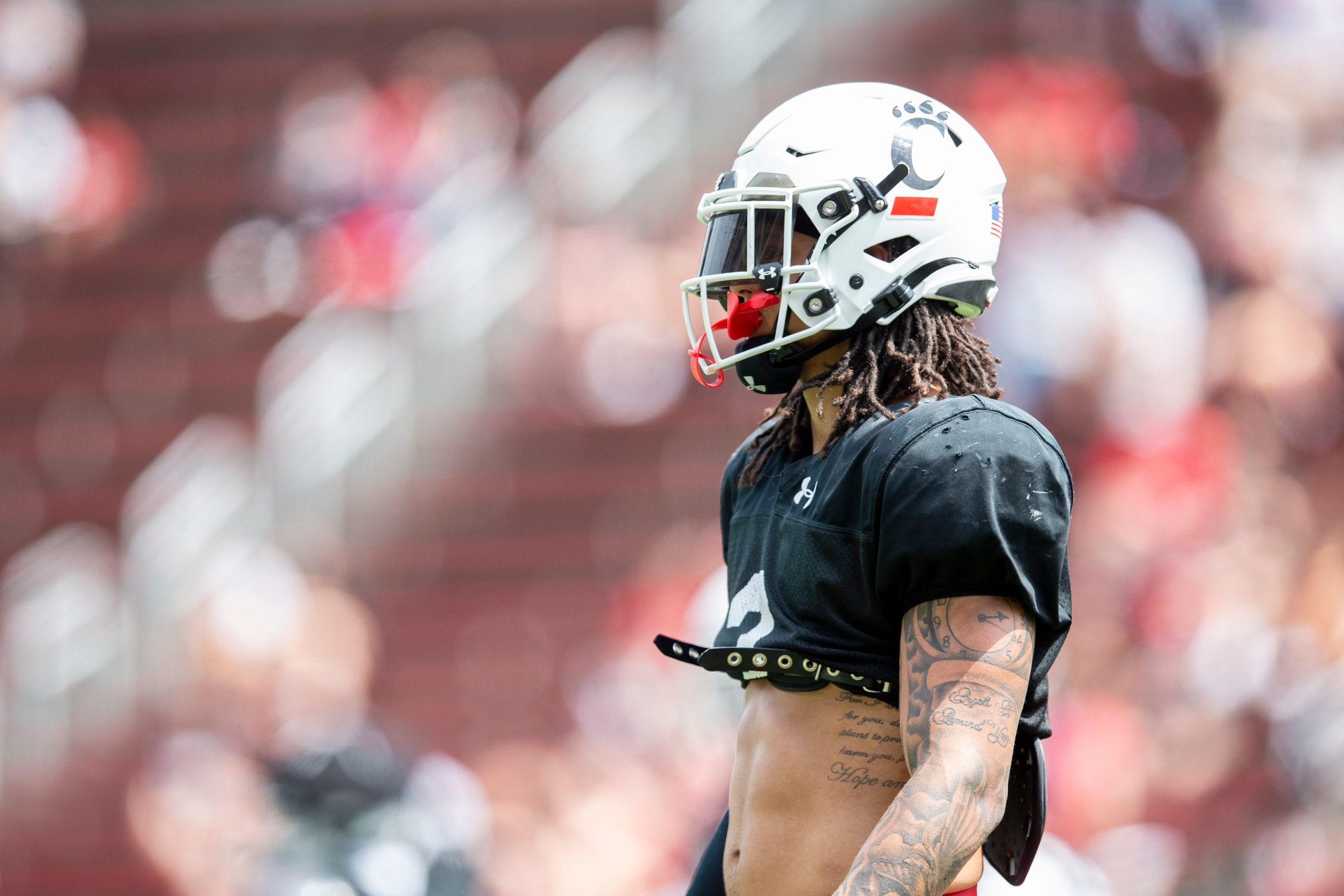 college football picks Dee Wiggins Cincinnati Bearcats predictions best bet odds