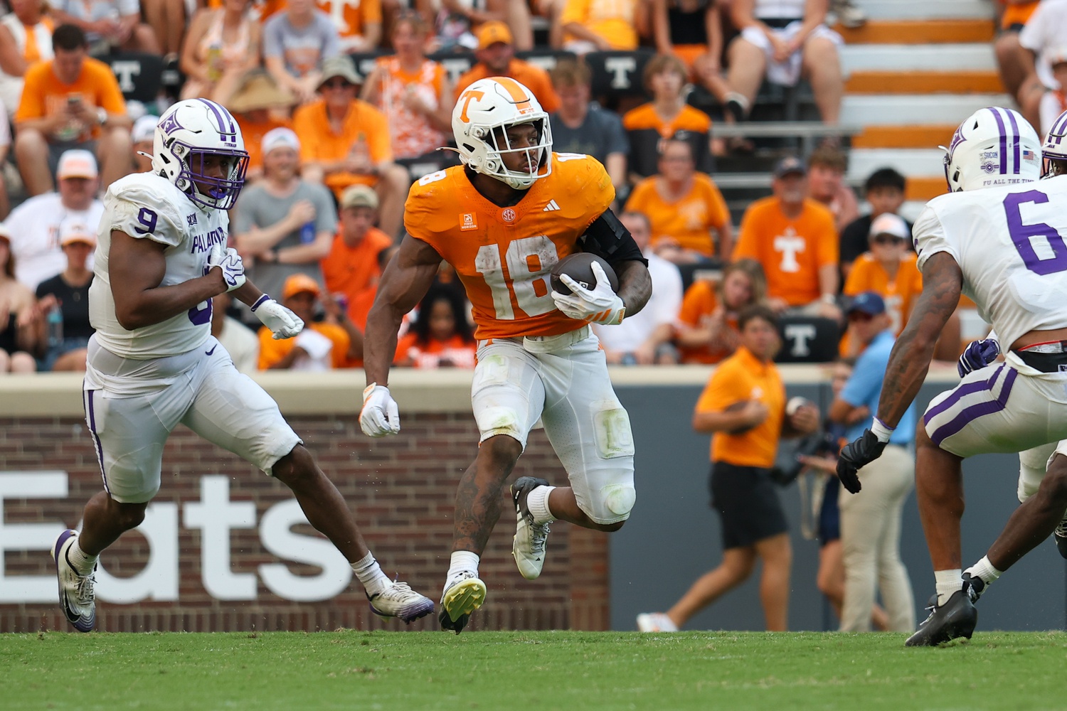 college football picks DeSean Bishop Tennessee Volunteers predictions best bet odds`
