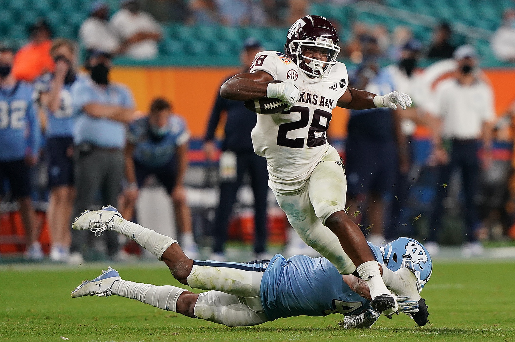 college football picks Isaiah Spiller texas a&m aggies predictions best bet odds