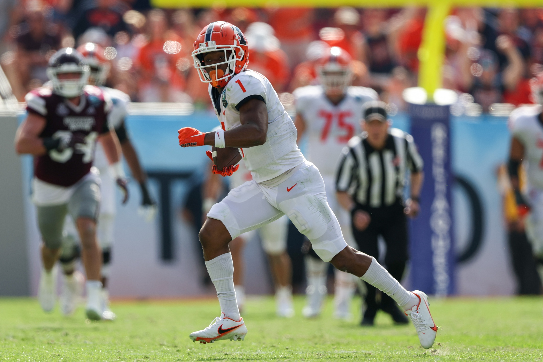 college football picks Isaiah Williams Illinois Fighting Illini predictions best bet odds