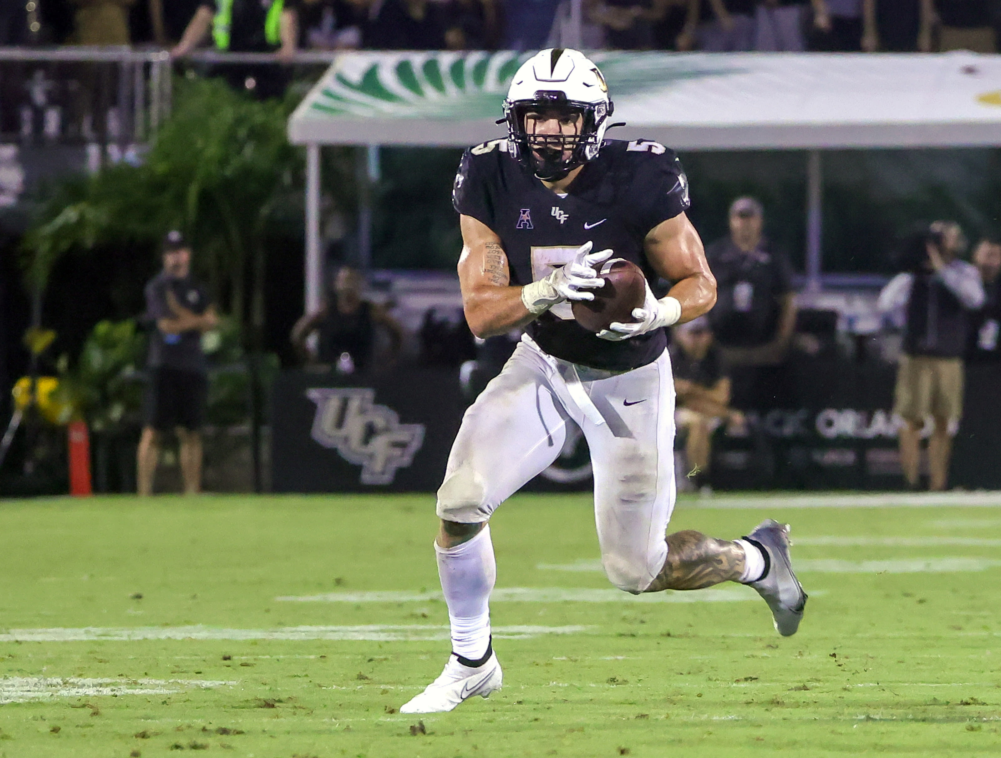 college football picks Isiaiah Bowser ucf knights predictions best bet odds