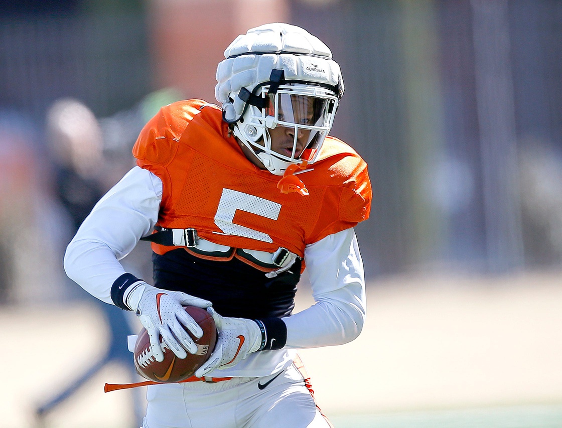 college football picks Jaden Bray Oklahoma State Cowboys predictions best bet odds