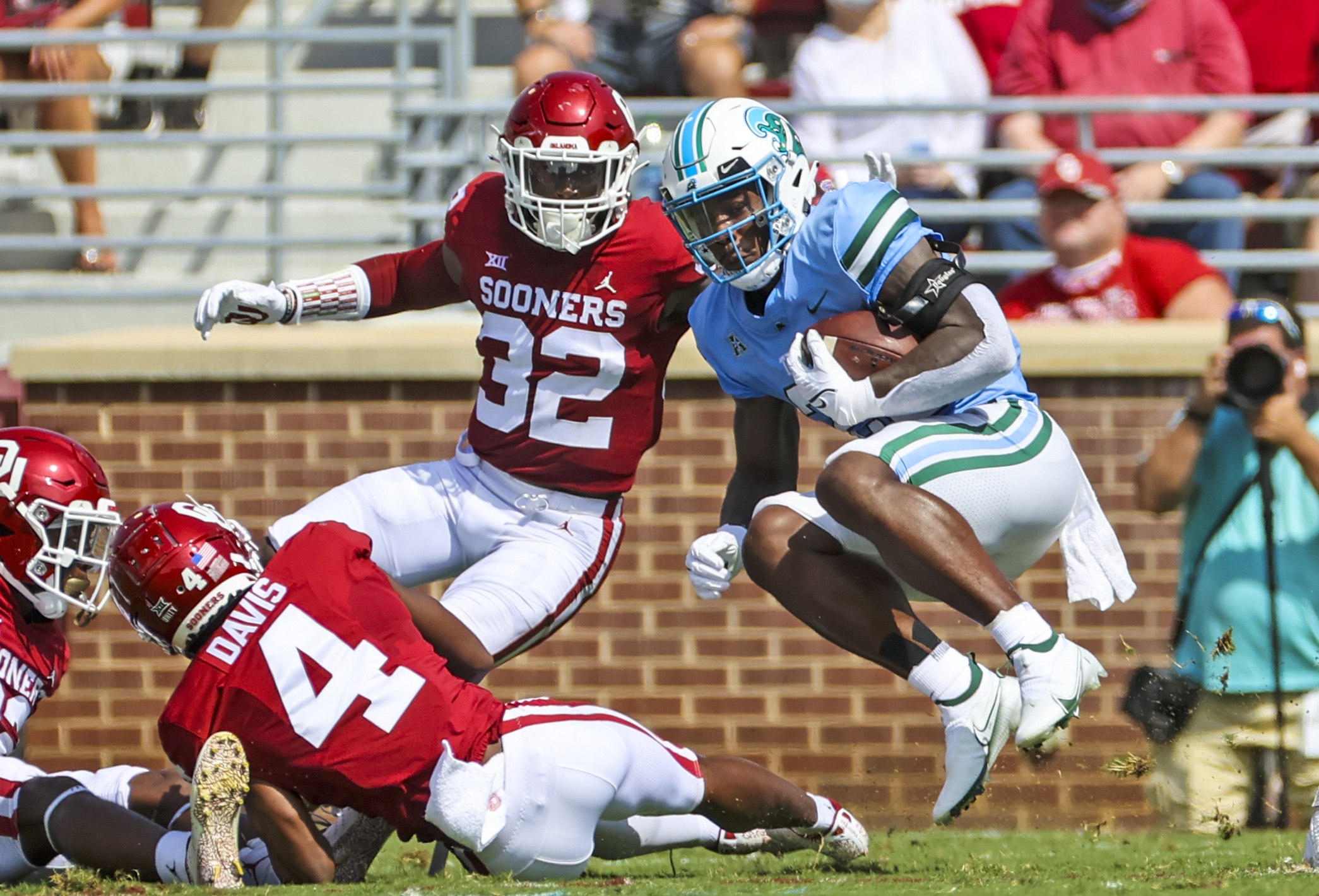 college football picks Jaetavian Toles tulane green wave predictions best bet odds