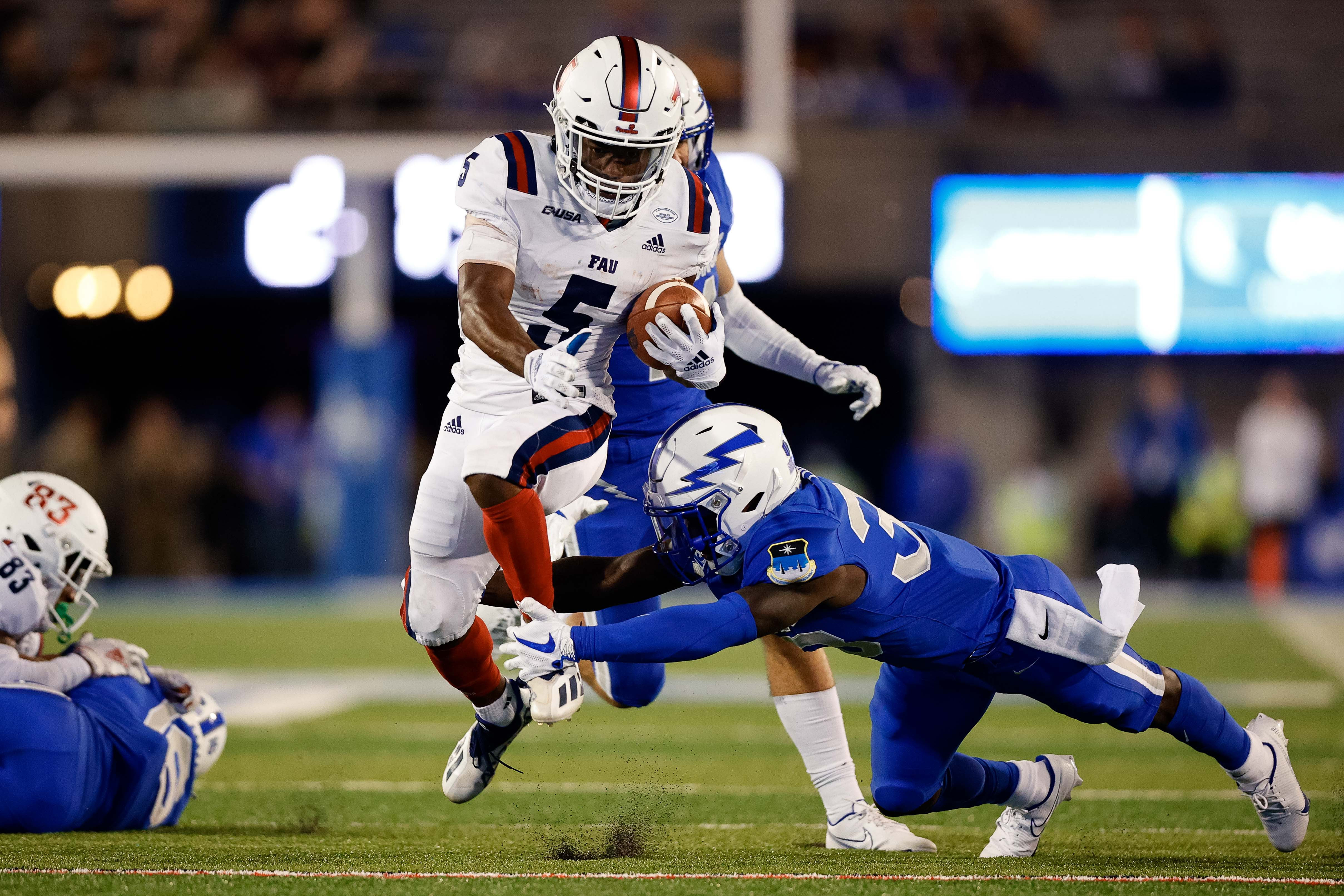 college football picks Johnny Ford Florida Atlantic Owls week 6 mid major predictions