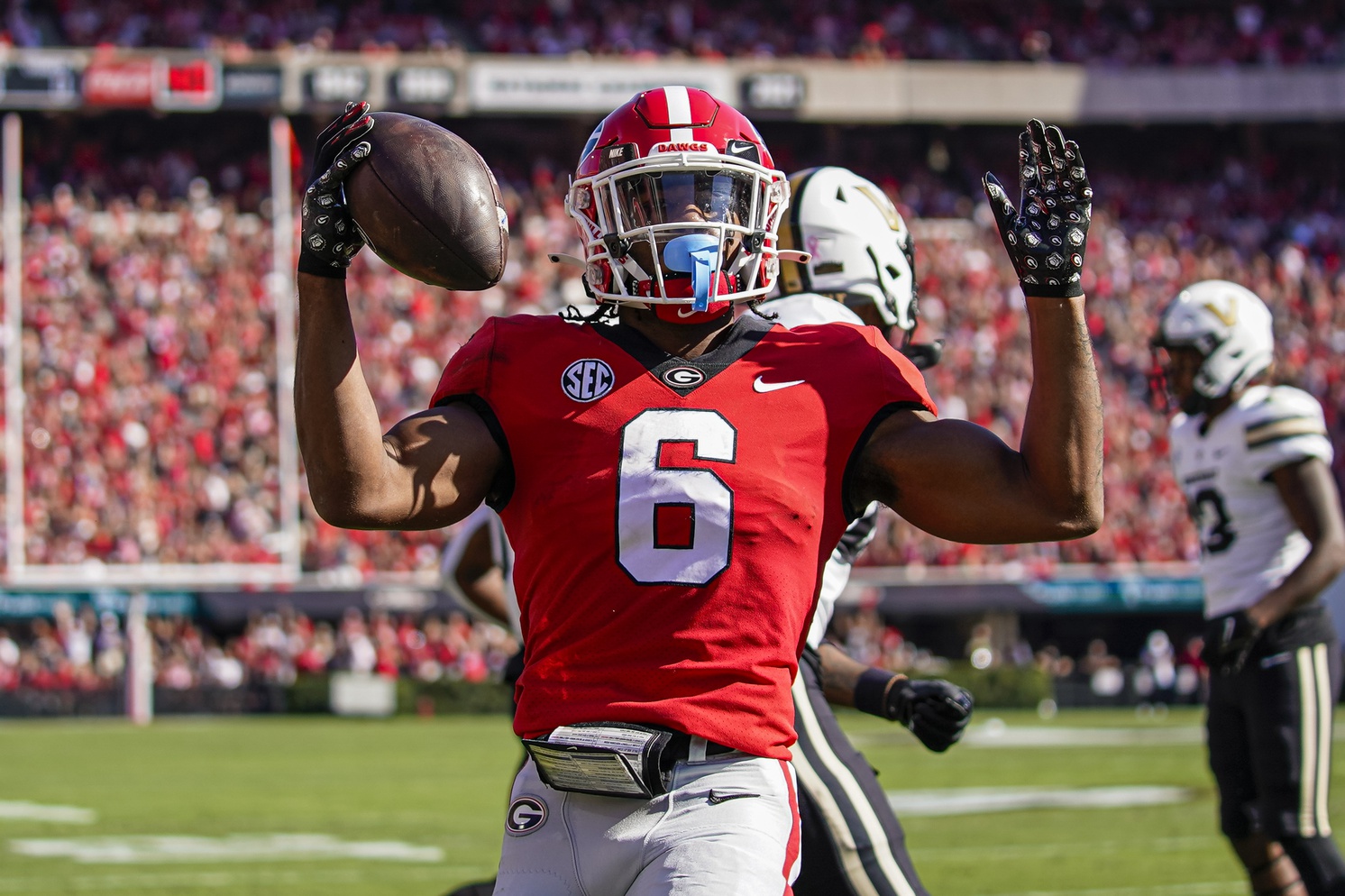 college football picks Kenny McIntosh georgia bulldogs predictions best bet odds