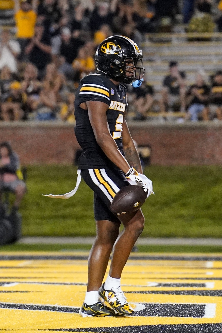 college football picks Luther Burden Missouri Tigers predictions best bet odds