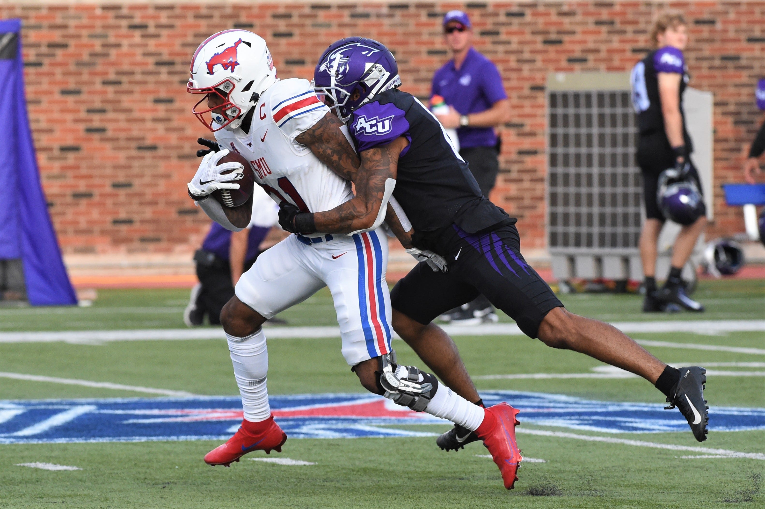 college football picks Reggie Roberson smu mustangs predictions best bet odds