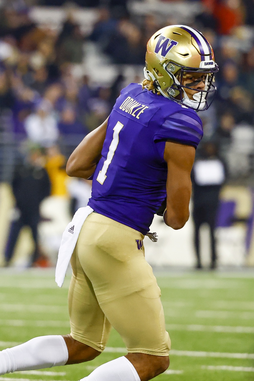 college football picks Rome Odunze Washington Huskies predictions best bet odds