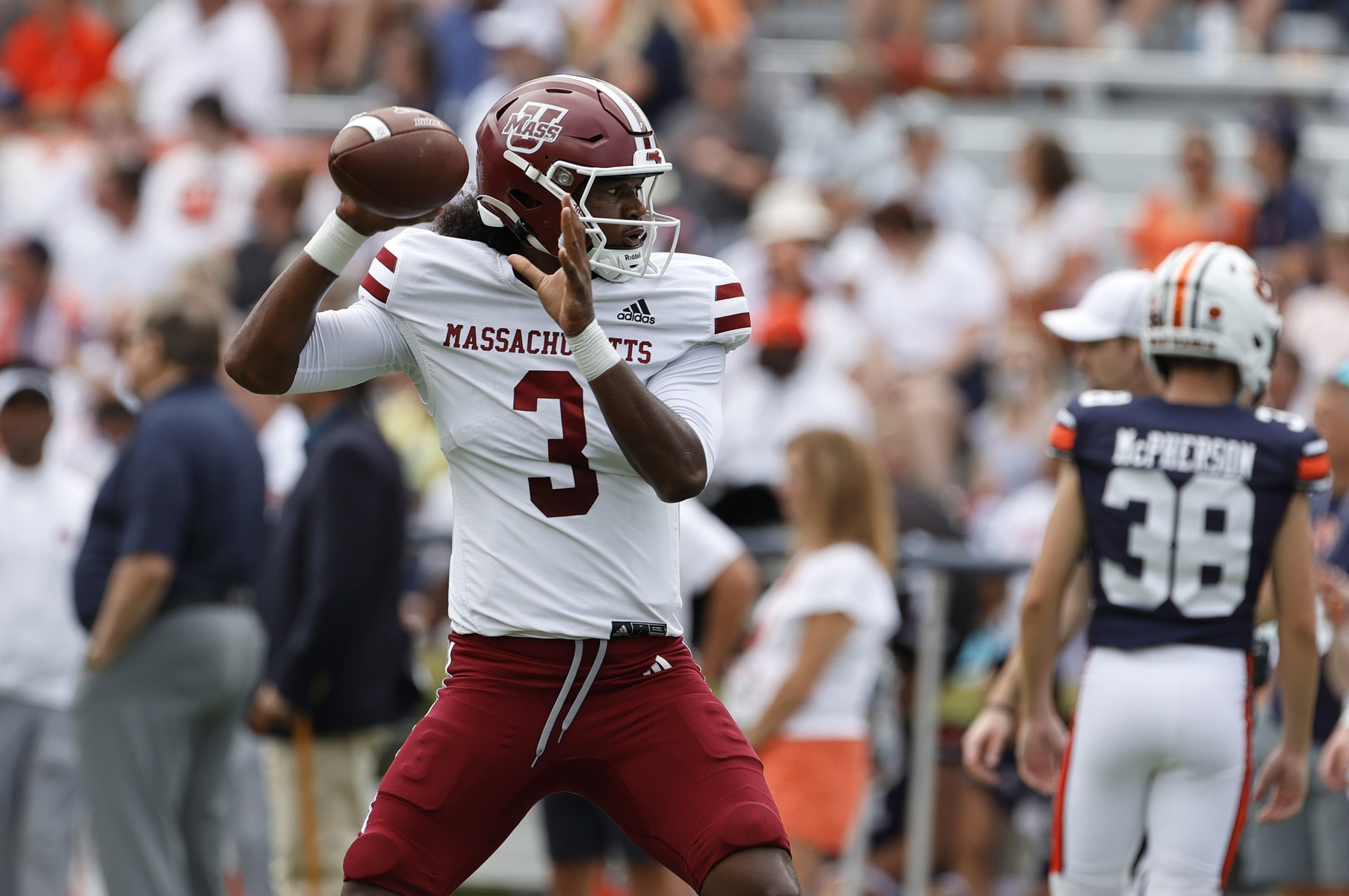 college football picks Taisun Phommachanh UMass Minutemen predictions best bet odds