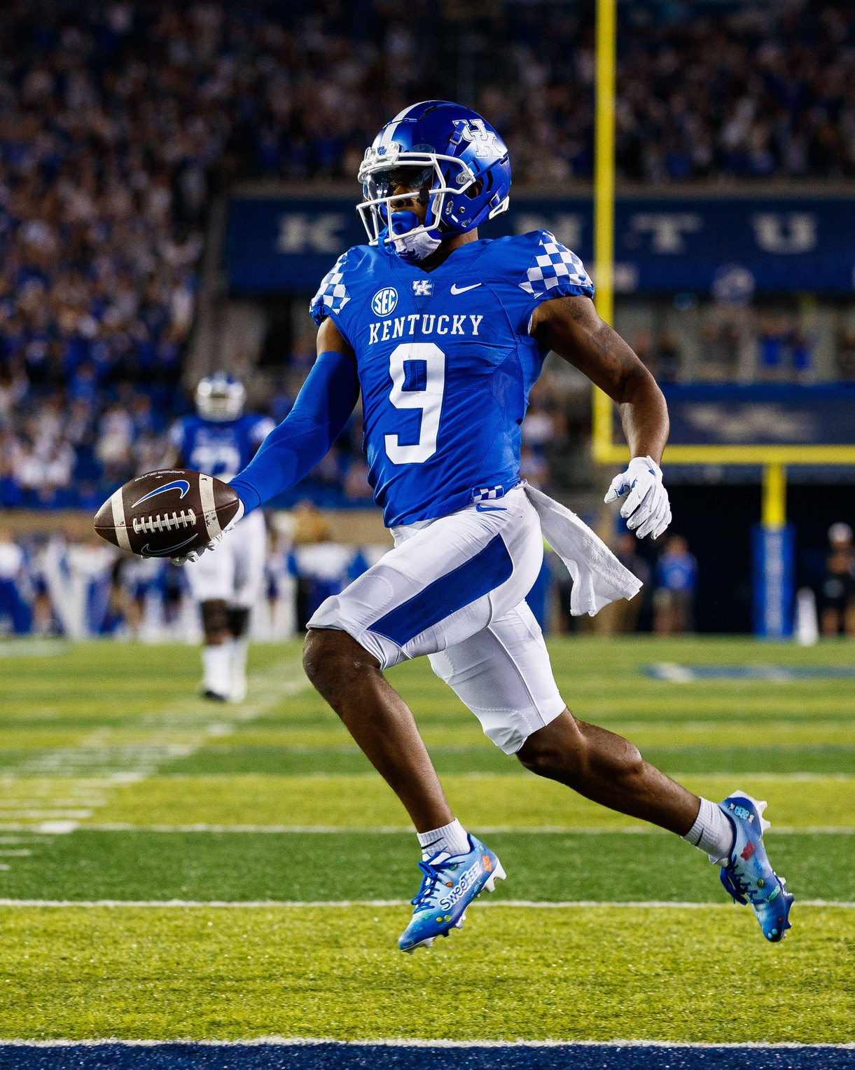 college football picks Tayvion Robinson kentucky wildcats predictions best bet odds