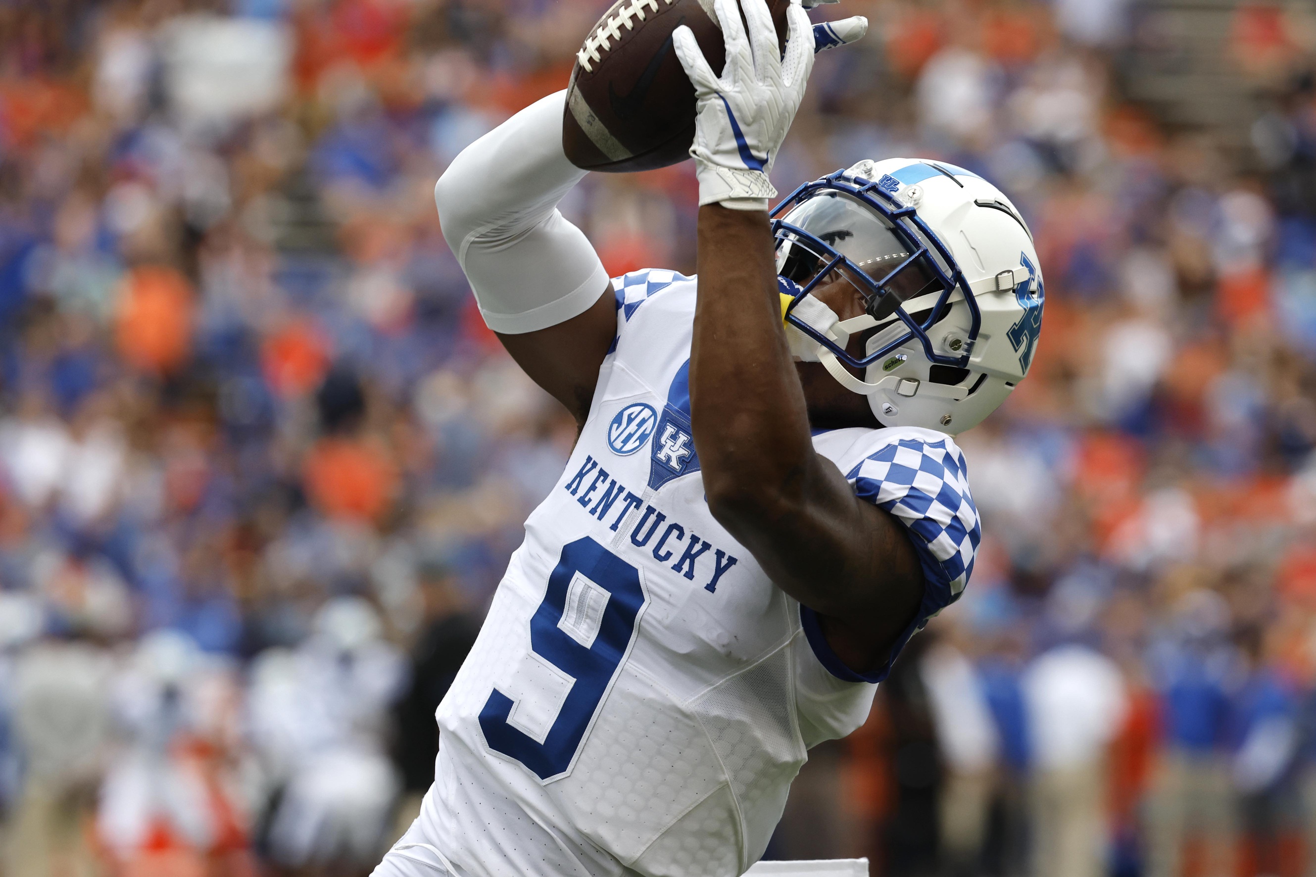 college football picks Tayvion Robinson kentucky wildcats predictions best bet odds