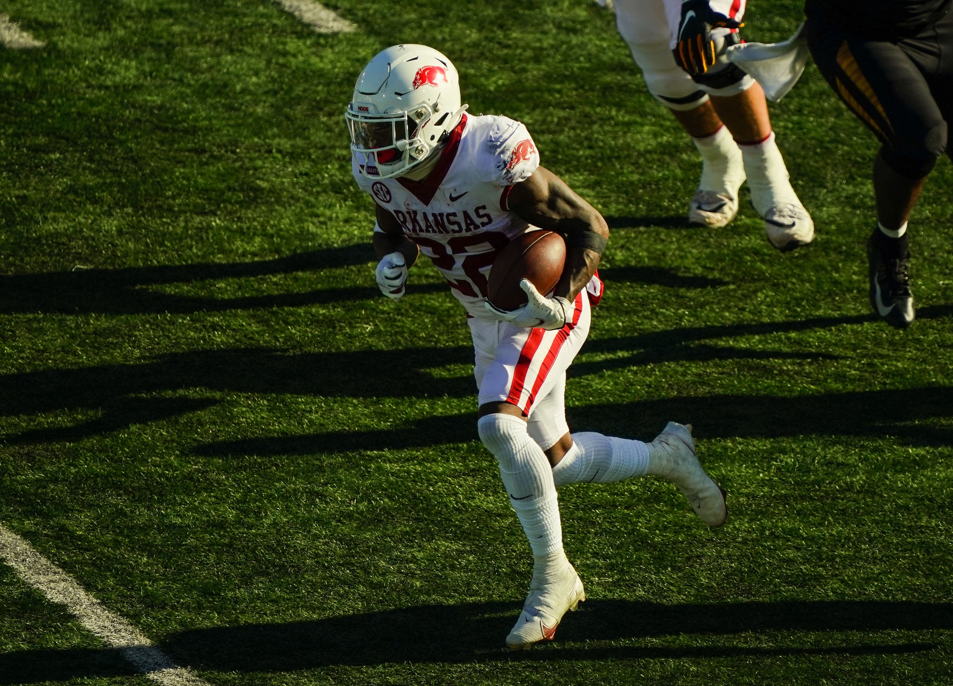college football picks Trelon Smith arkansas razorbacks predictions best bet odds