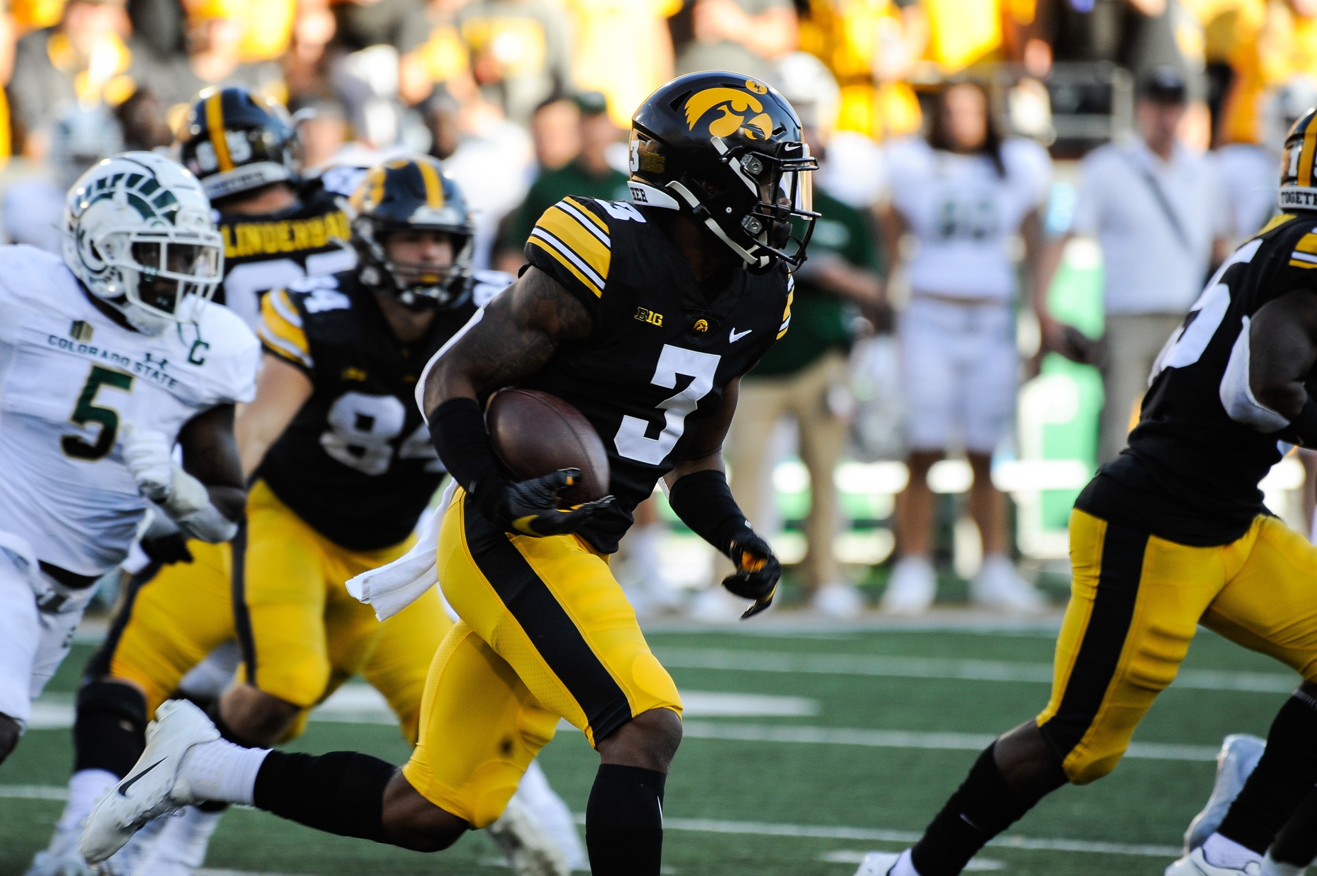 college football picks Tyrone Tracy iowa hawkeyes predictions best bet odds