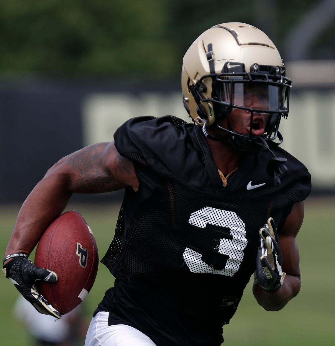 college football picks Tyrone Tracy purdue boilermakers predictions best bet odds