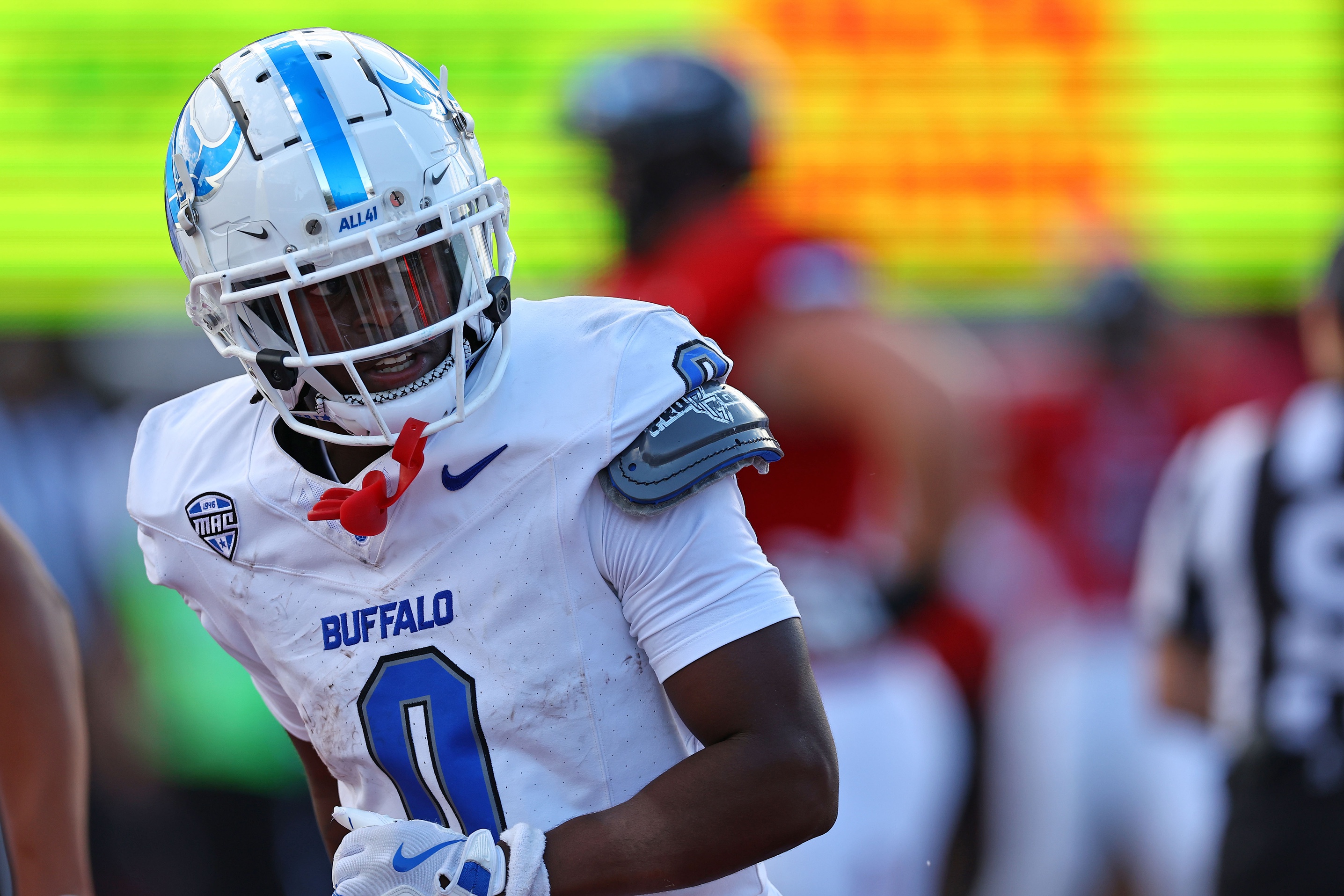 college football picks Victor Snow Buffalo Bulls predictions best bet odds