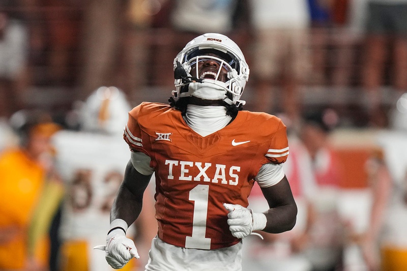 college football picks Xavier Worthy Texas Longhorns predictions best bet odds
