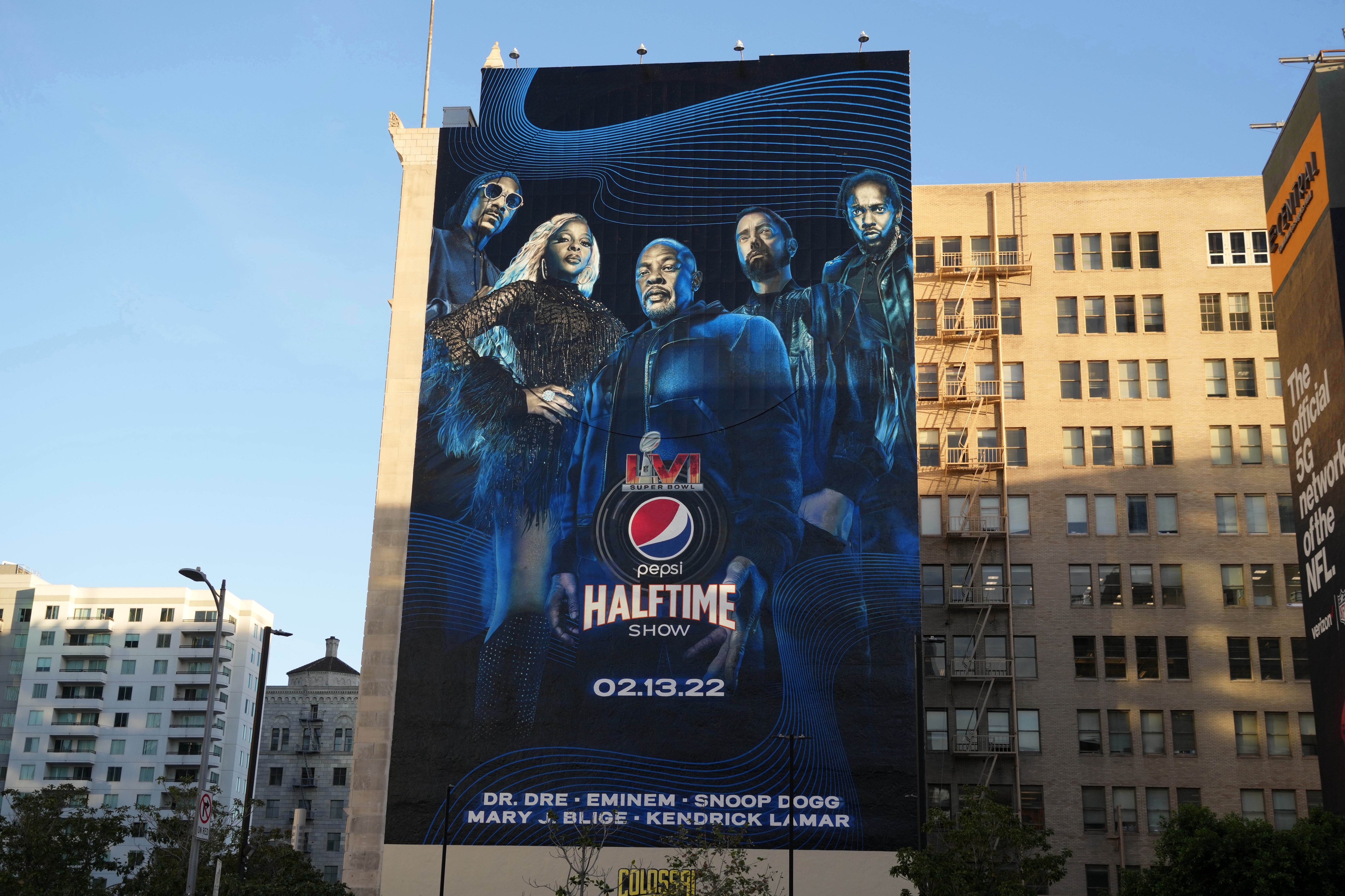 Crazy, Fun, Wacky, Wild and Weird Super Bowl Props Eminem Half Time Show