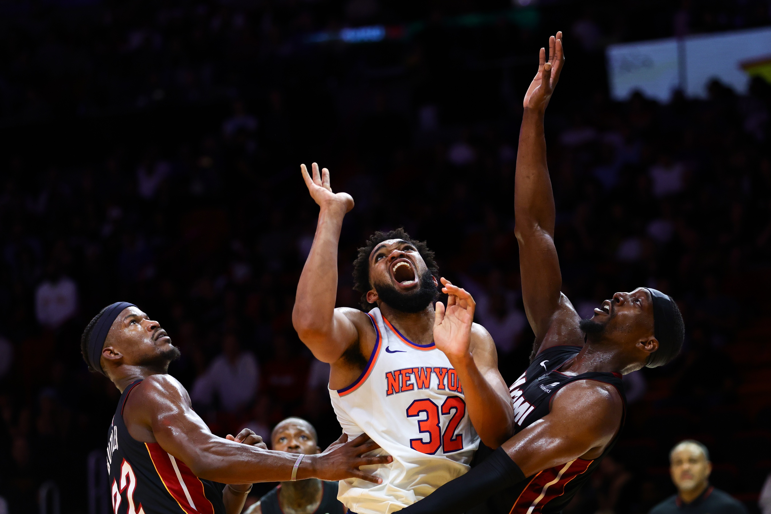 Free NBA picks New York Knicks season long handicapping Karl-Anthony Towns