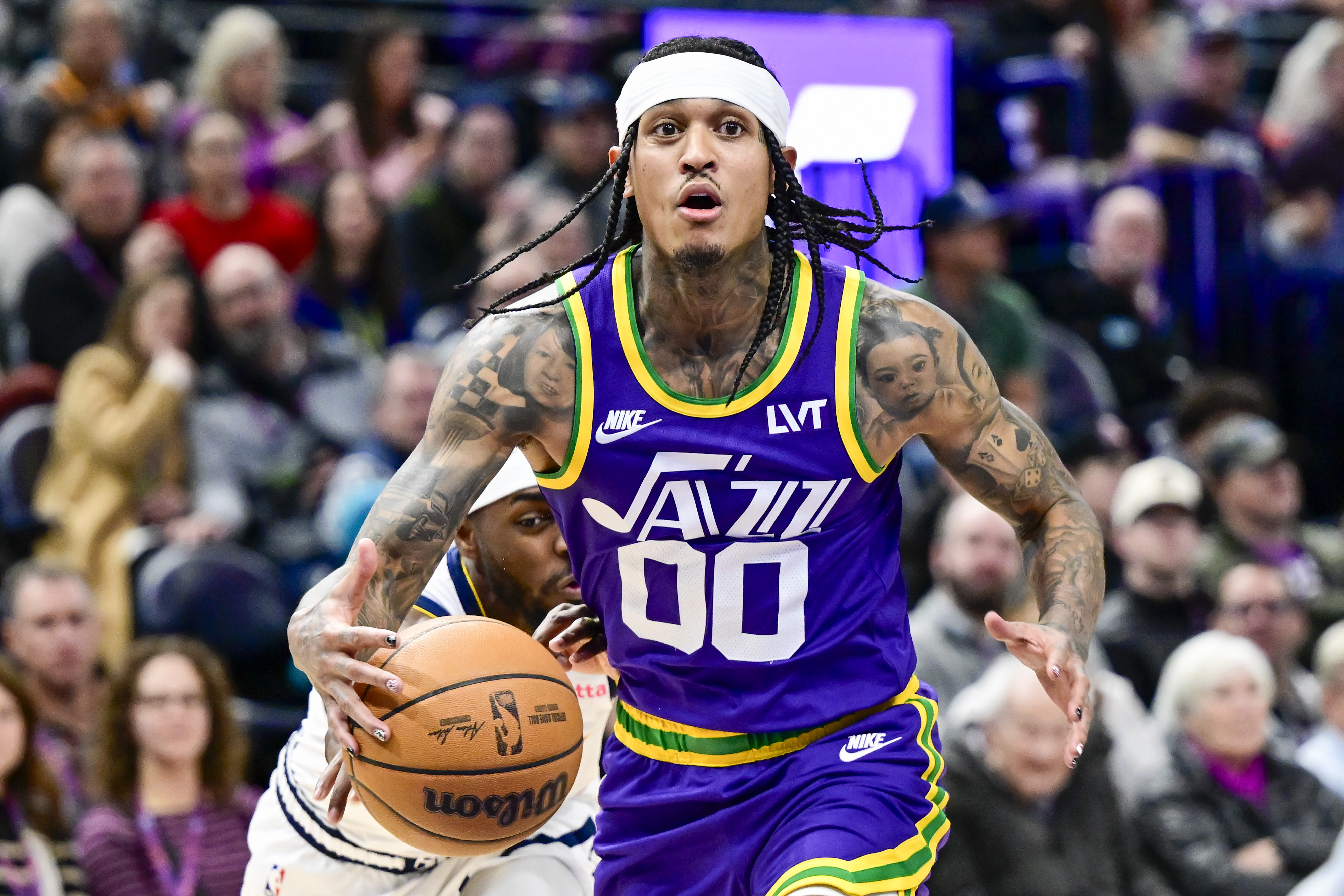 Hot and Cold NBA betting teams ATS and over under Jordan Clarkson Utah Jazz