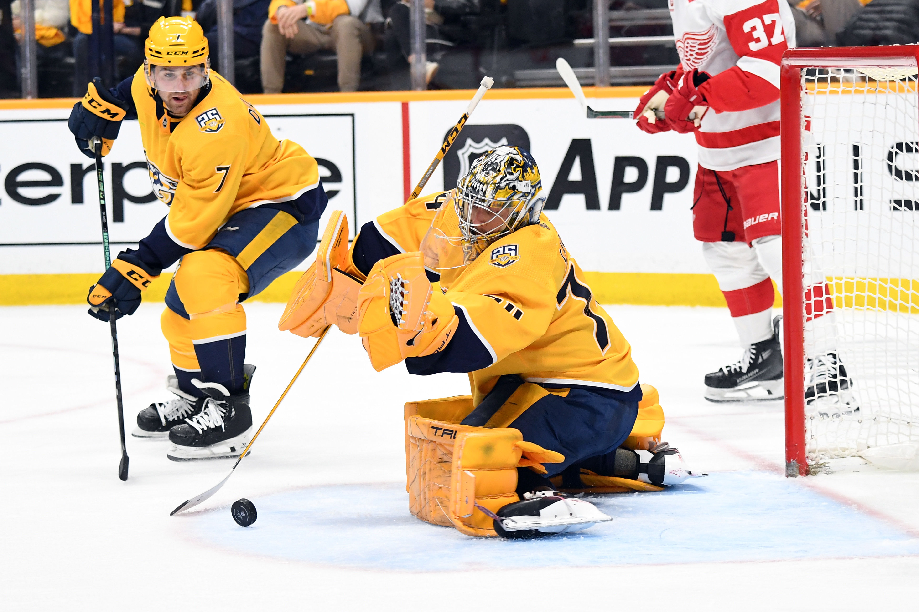 Hot and cold NHL betting teams on the moneyline and ATS Juuse Saros Nashville Predators