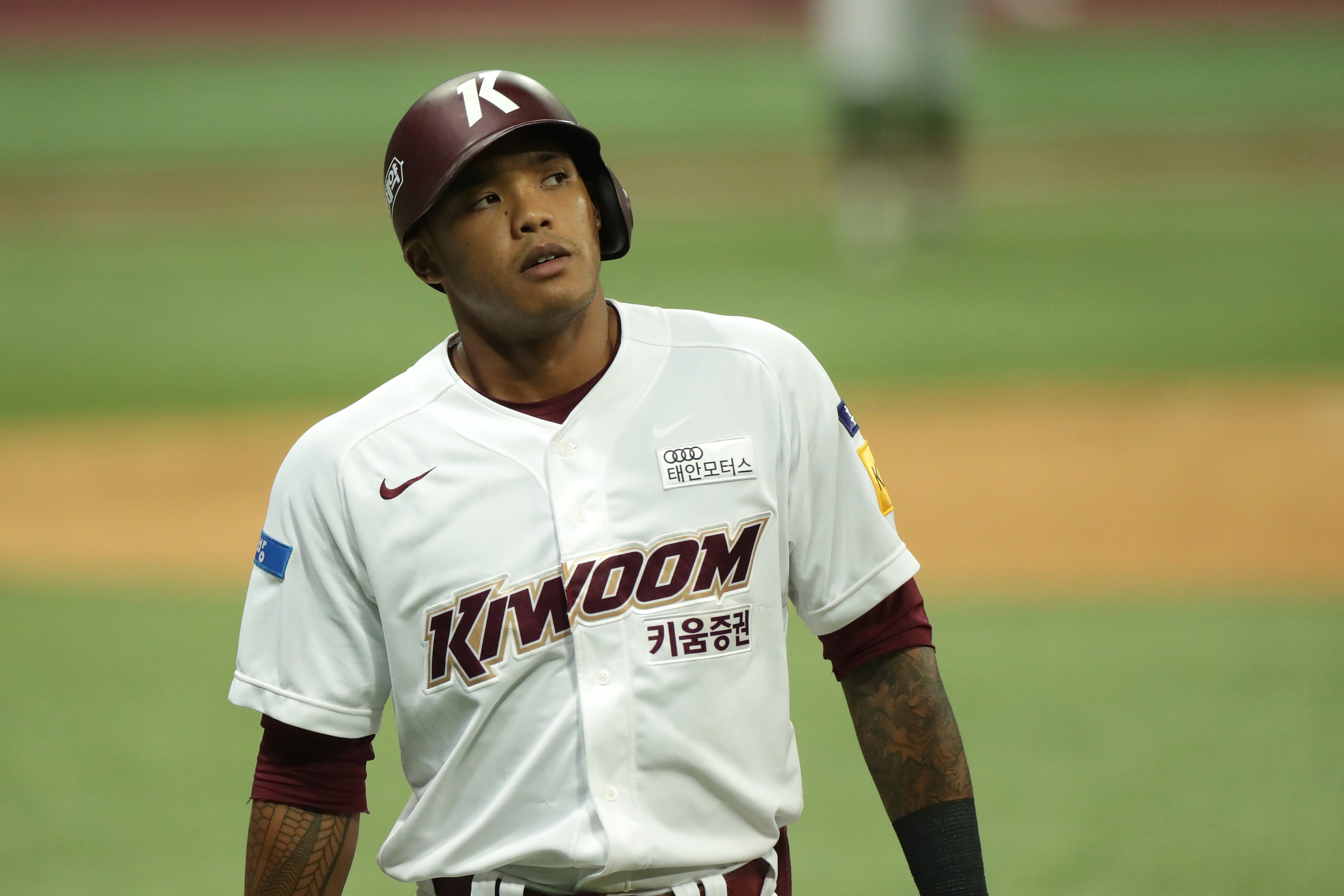 kbo picks Addison Russell Kiwoom Heroes predictions best bet odds