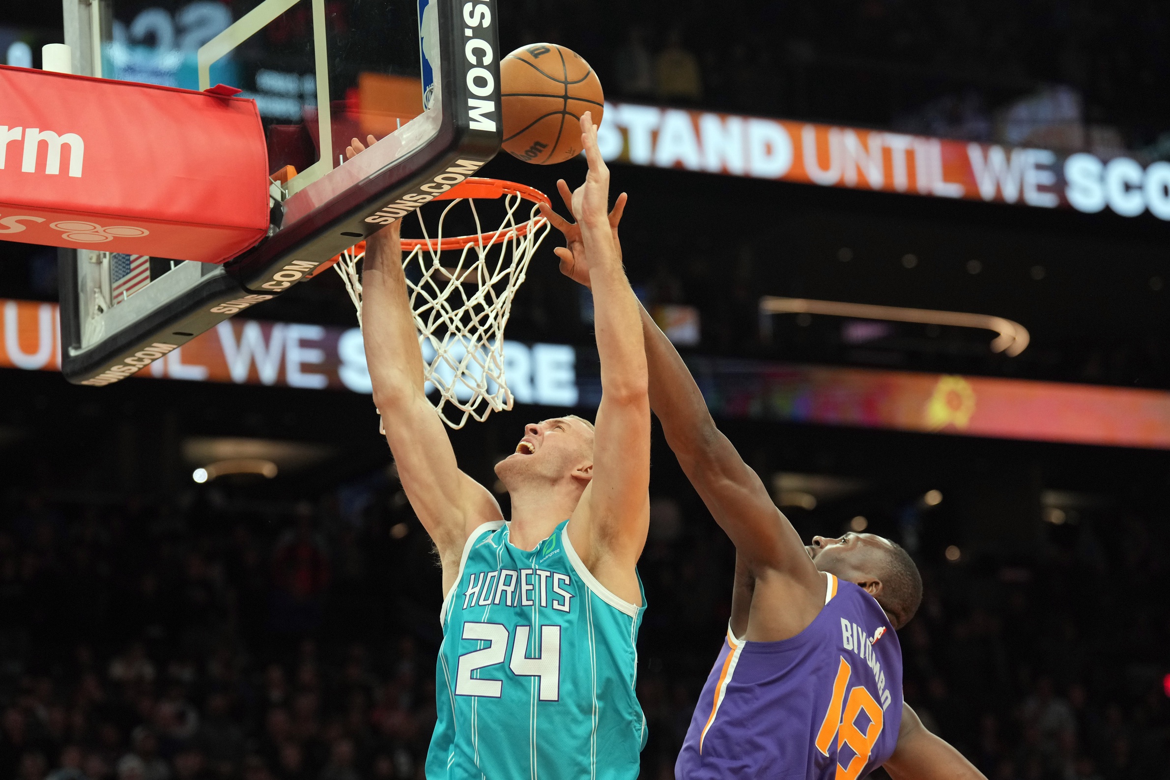 Milwaukee Bucks daily betting predictions Mason Plumlee Charlotte Hornets