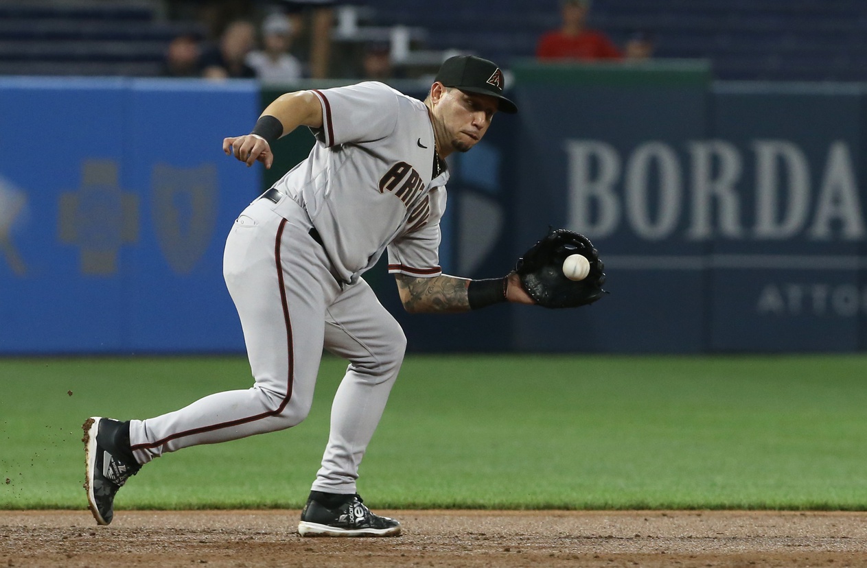 mlb picks Asdrubal Cabrera arizona diamondbacks predictions best bet odds