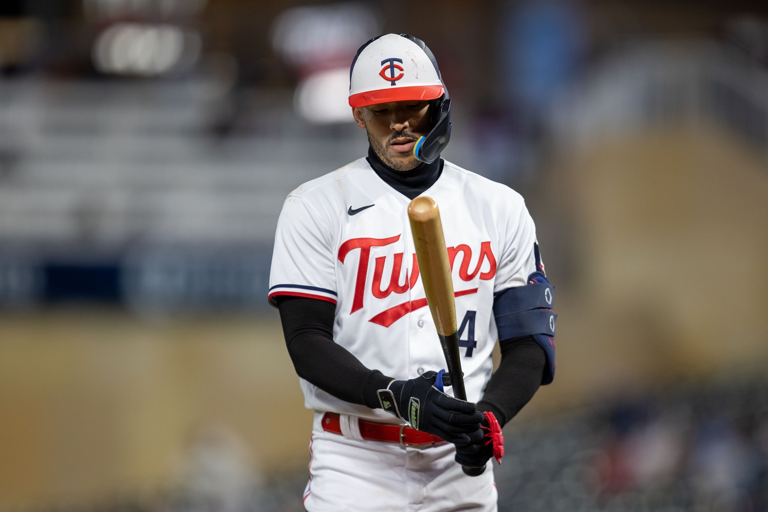 mlb picks Carlos Correa Minnesota Twins predictions best bet odds