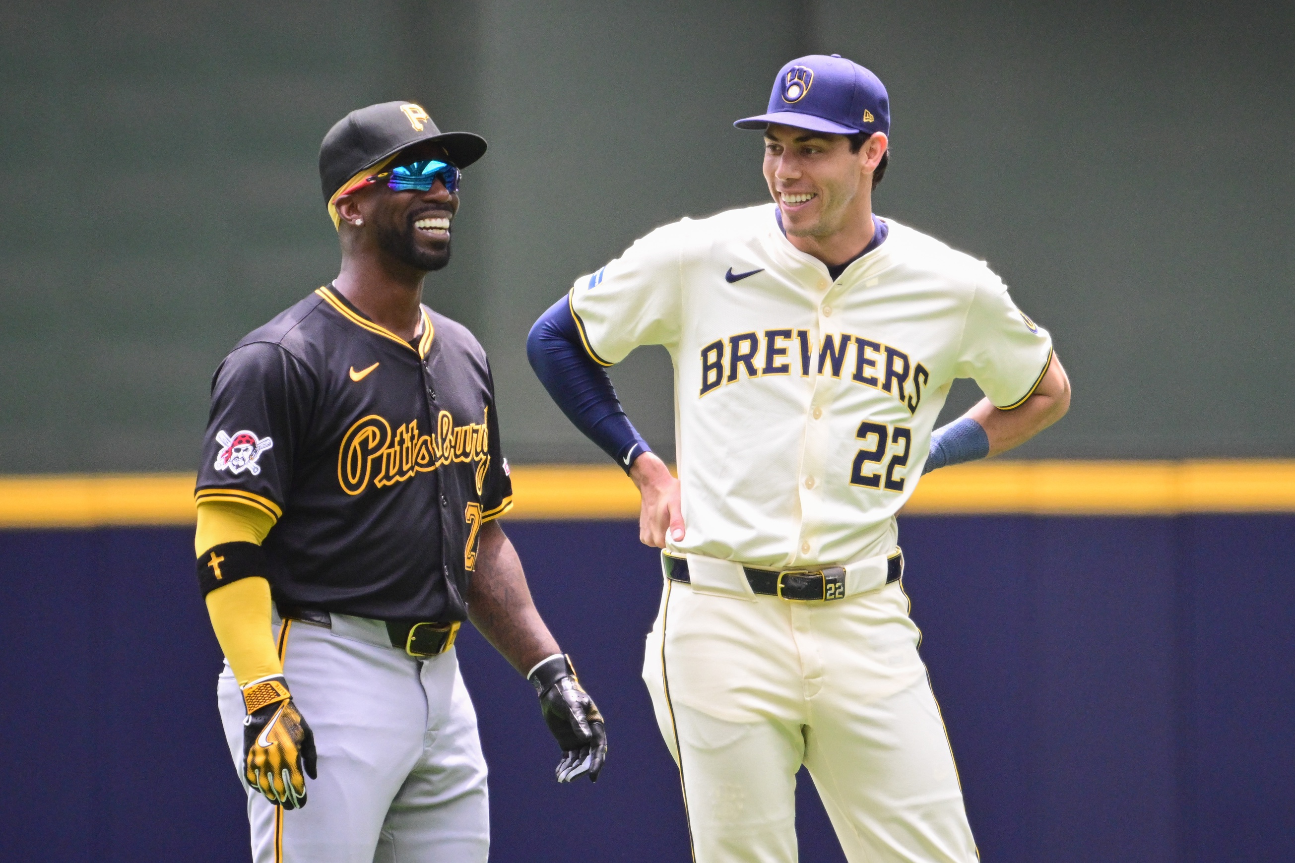 mlb picks Christian Yelich Milwaukee Brewers predictions best bet odds
