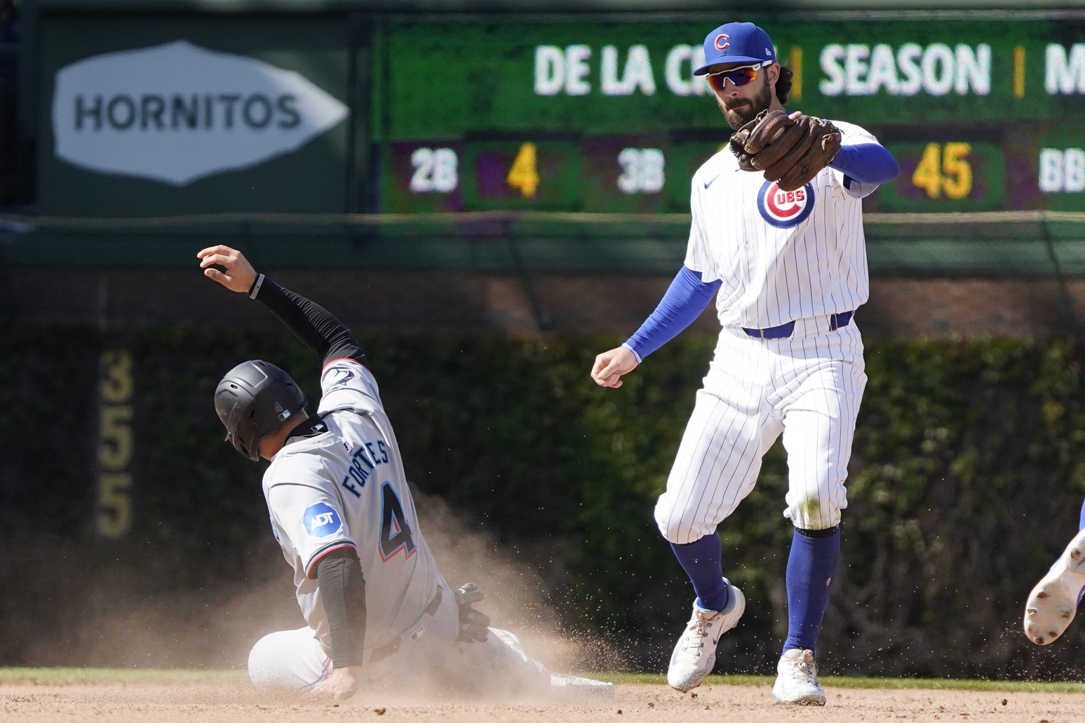 mlb picks Dansby Swanson Chicago Cubs predictions best bet odds