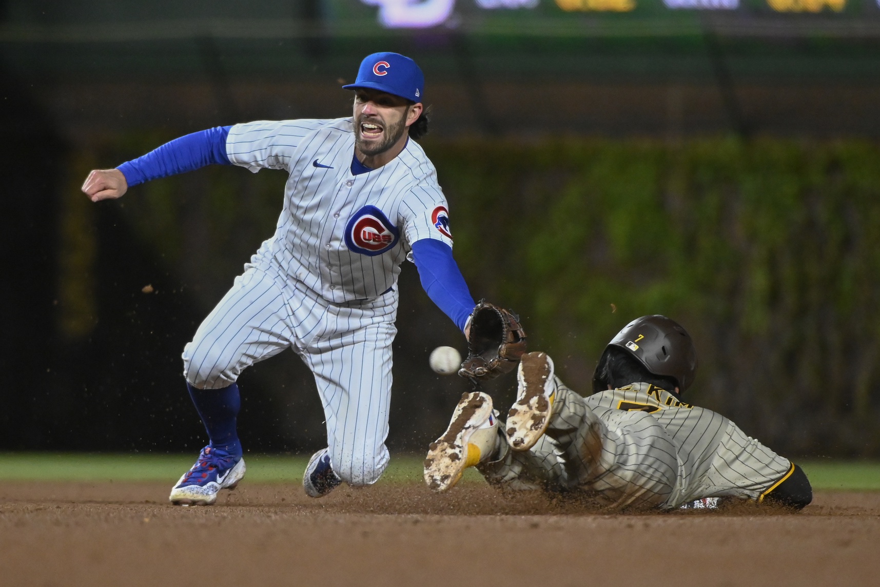 mlb picks Dansby Swanson Chicago Cubs predictions best bet odds