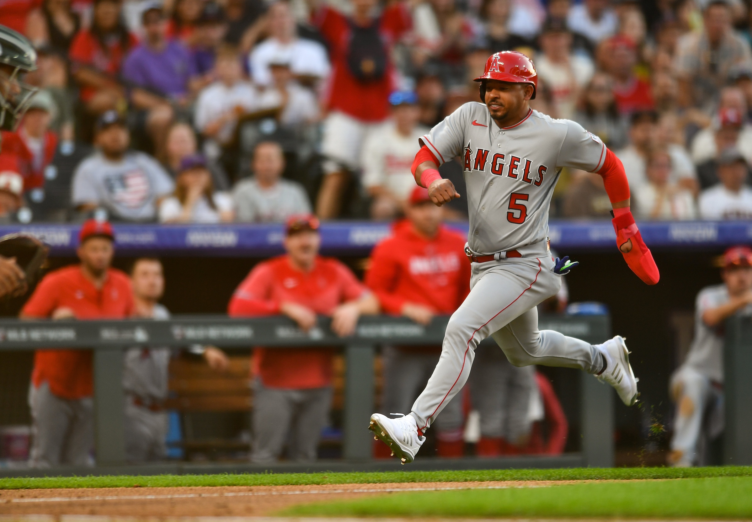 mlb picks Eduardo Escobar Los Angeles Angels predictions best bet odds