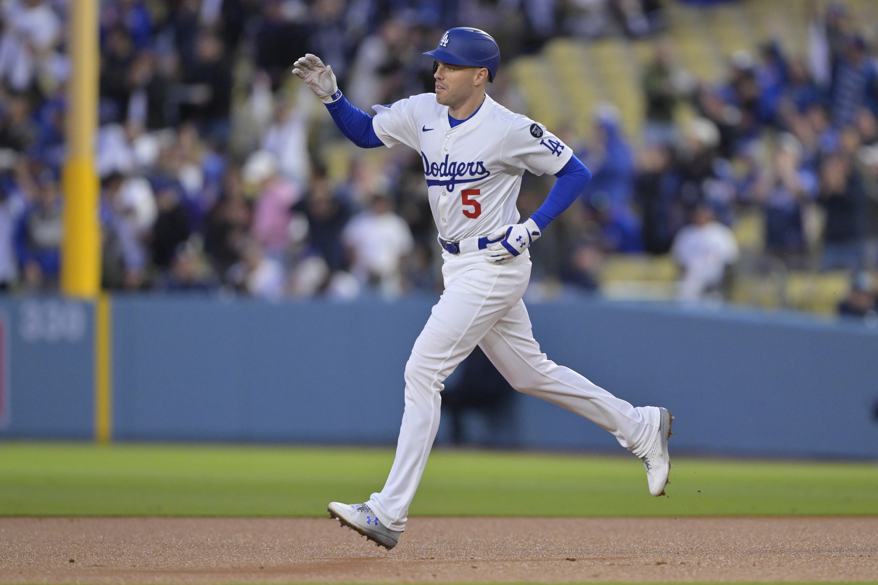 mlb picks Freddie Freeman Los Angeles Dodgers predictions best bet odds