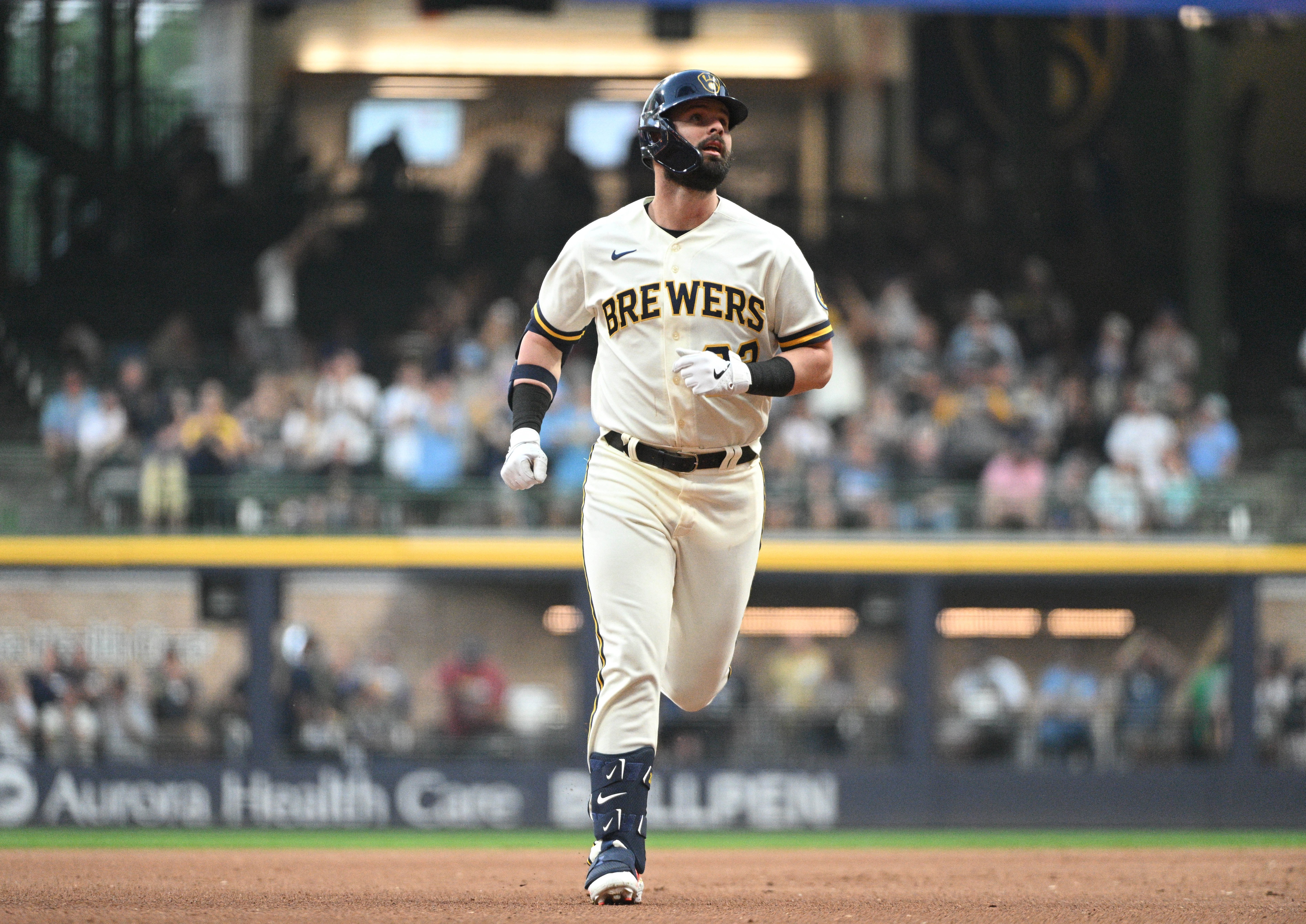 mlb picks Jesse Winker Milwaukee Brewers predictions best bet odds