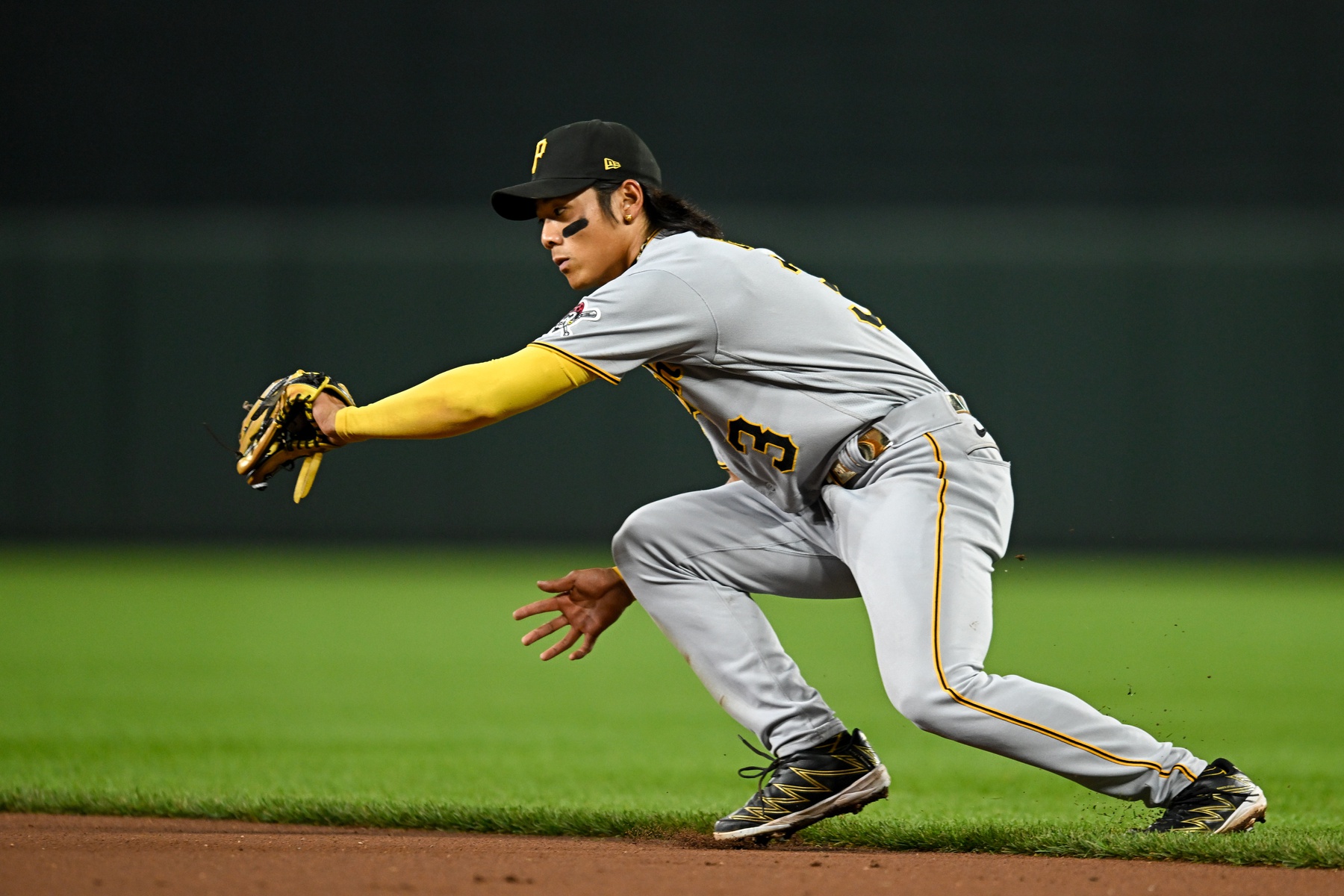 mlb picks Ji Hwan Bae Pittsburgh Pirates predictions best bet odds