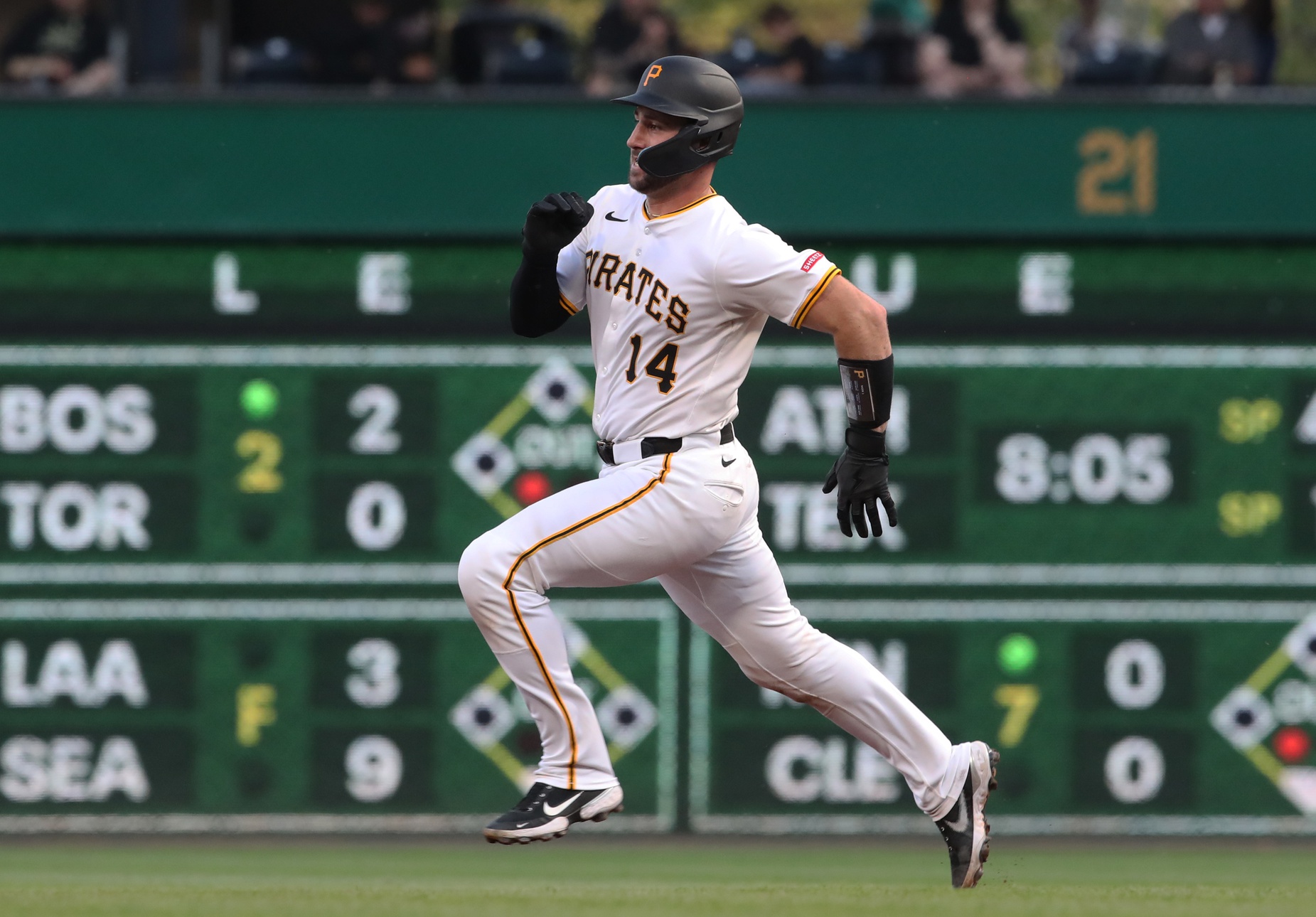 mlb picks Joey Bart Pittsburgh Pirates predictions best bet odds